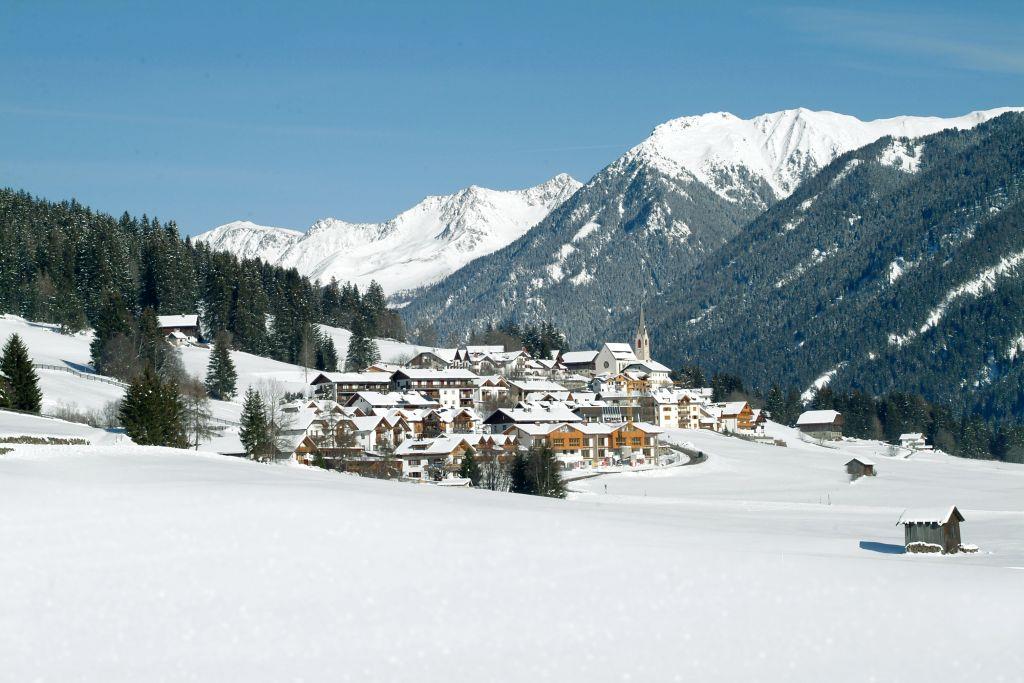Winter hike: Panoramic hike in the Val Casies Valley Gsies/Valle di Casies 1 suedtirol.info