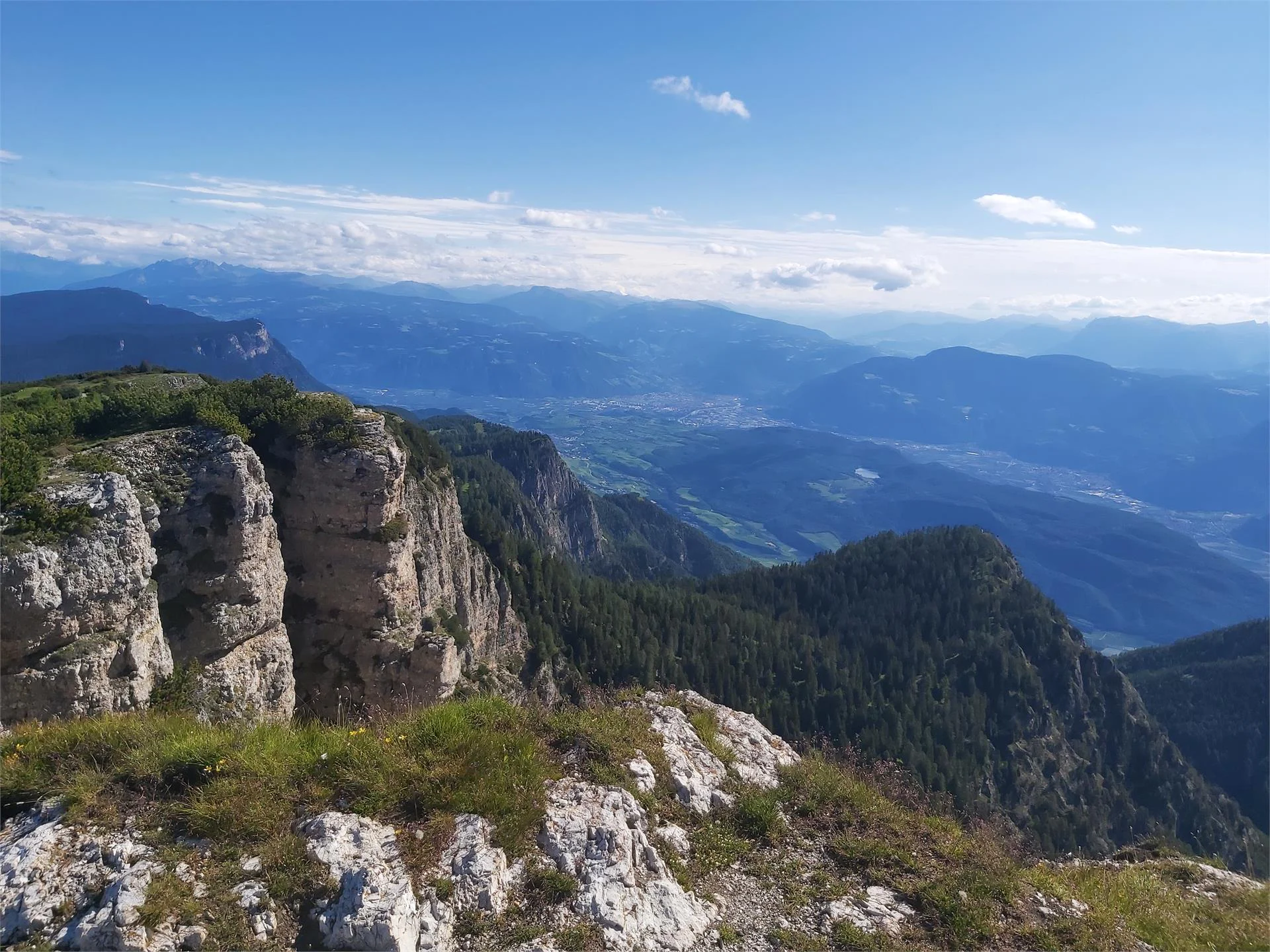 Escursione dal passo Mendola al monte Roen Caldaro sulla Strada del Vino 6 suedtirol.info