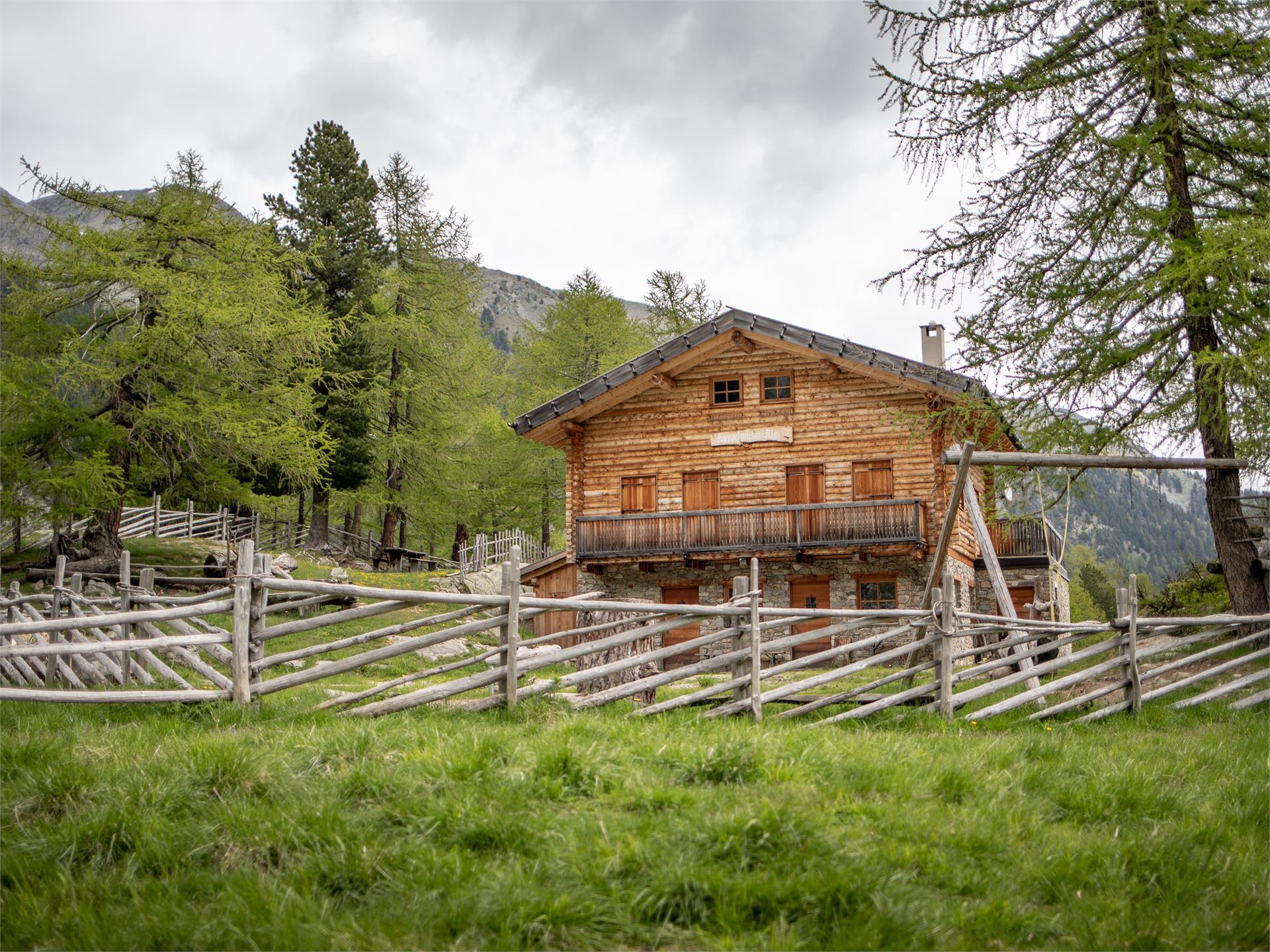 Hike to the "Kuppelwieser Alm" Ulten/Ultimo 1 suedtirol.info