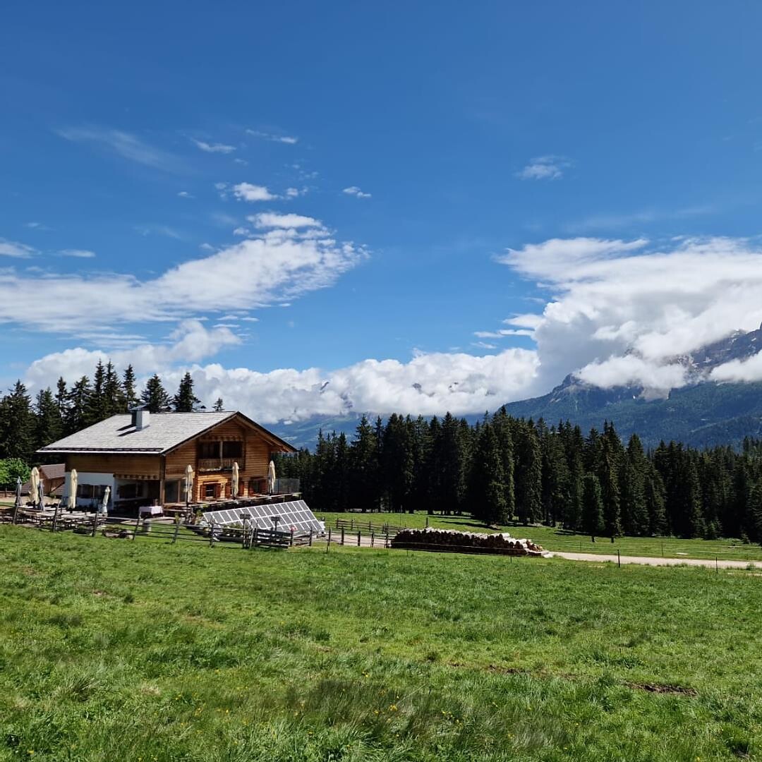 Hike to the Lieg hut - Dolomites Region Eggental - #1 - suedtirol.info