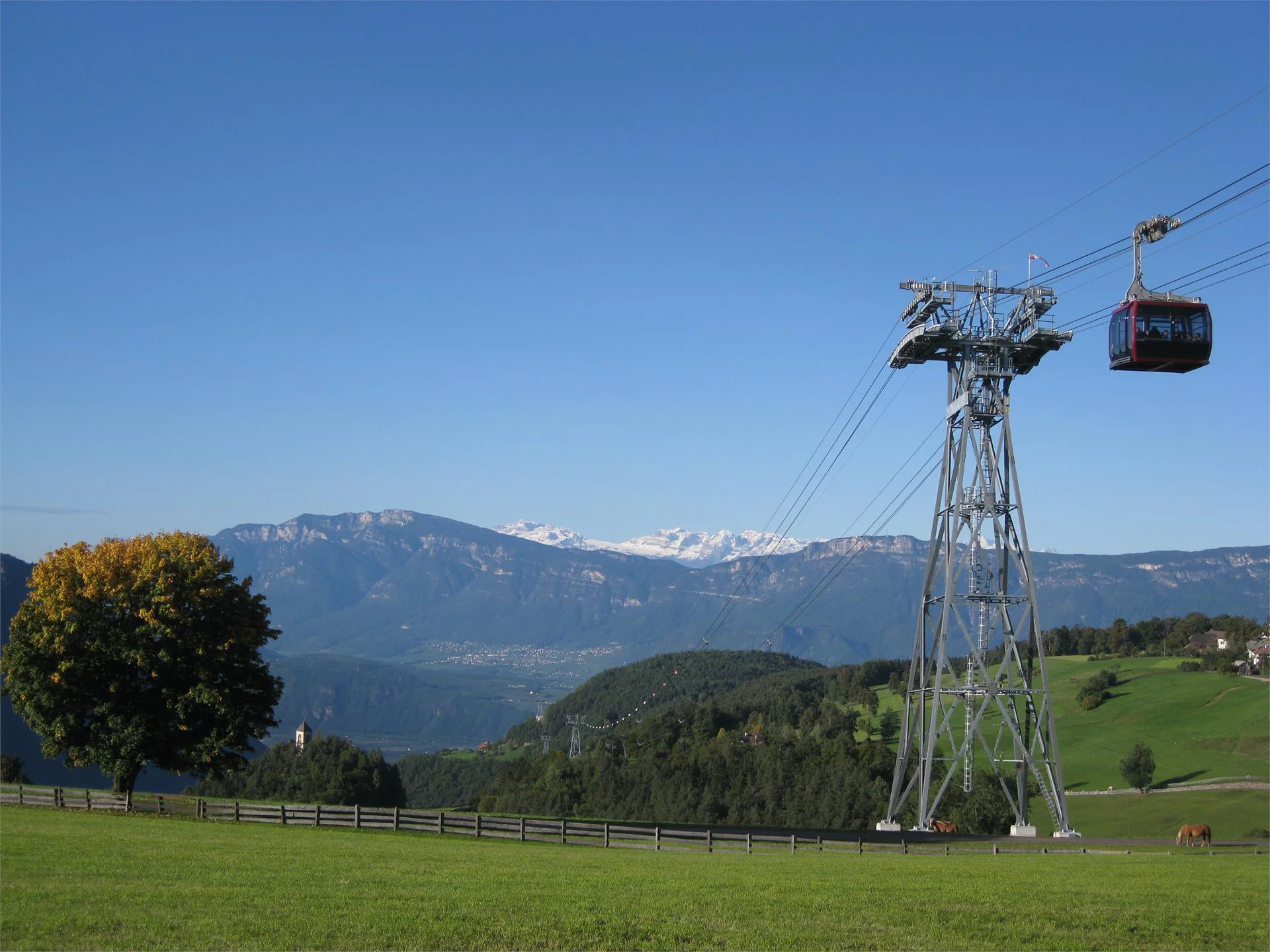 Hiking to the earth piramids near Oberbozen Ritten/Renon 3 suedtirol.info