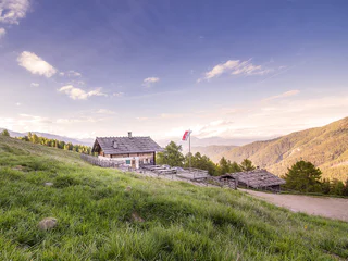 Wanderung zur Gampenalm - Laurein - #1 - suedtirol.info