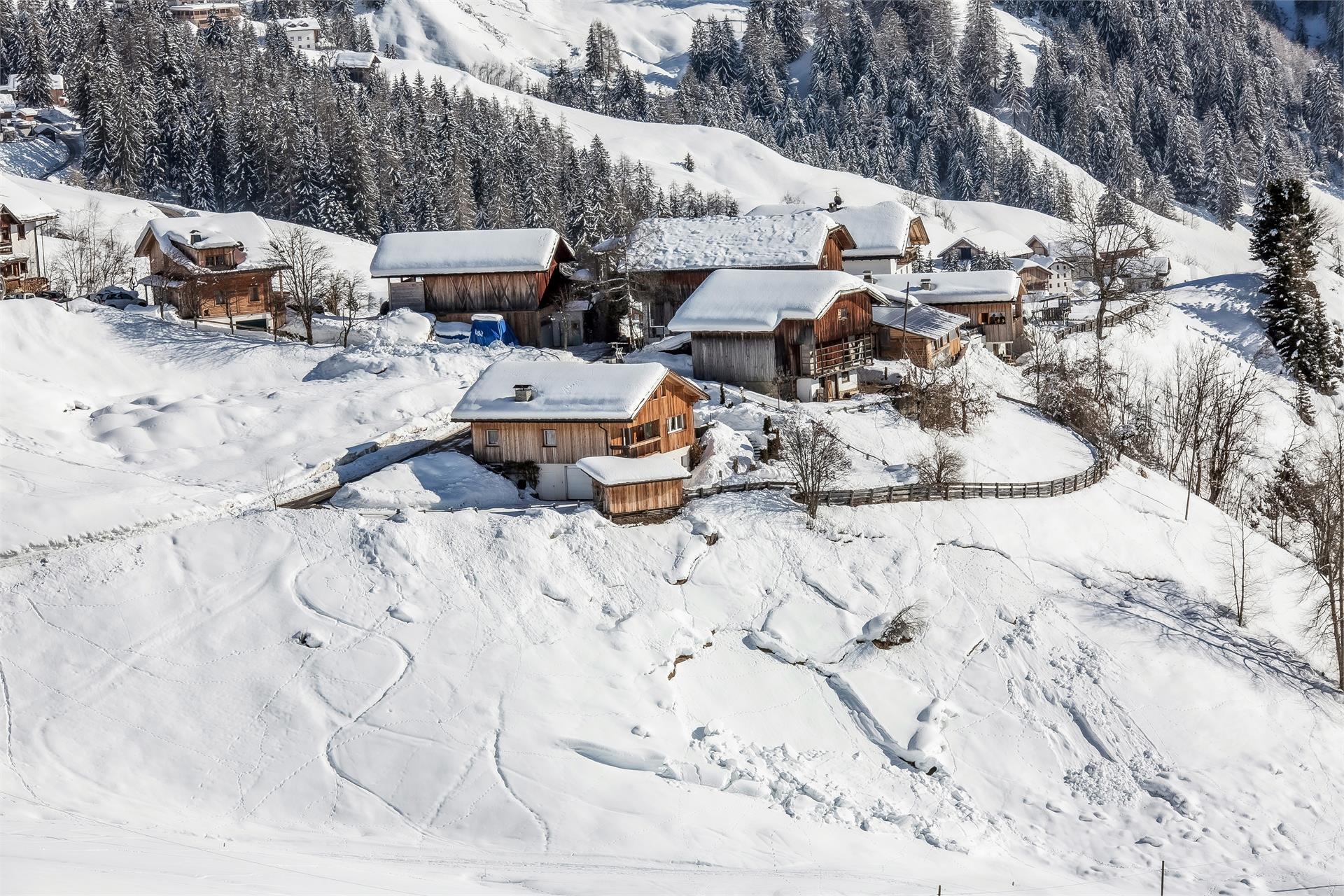 Escursione invernale tra i masi ladini a La Val La Val 3 suedtirol.info