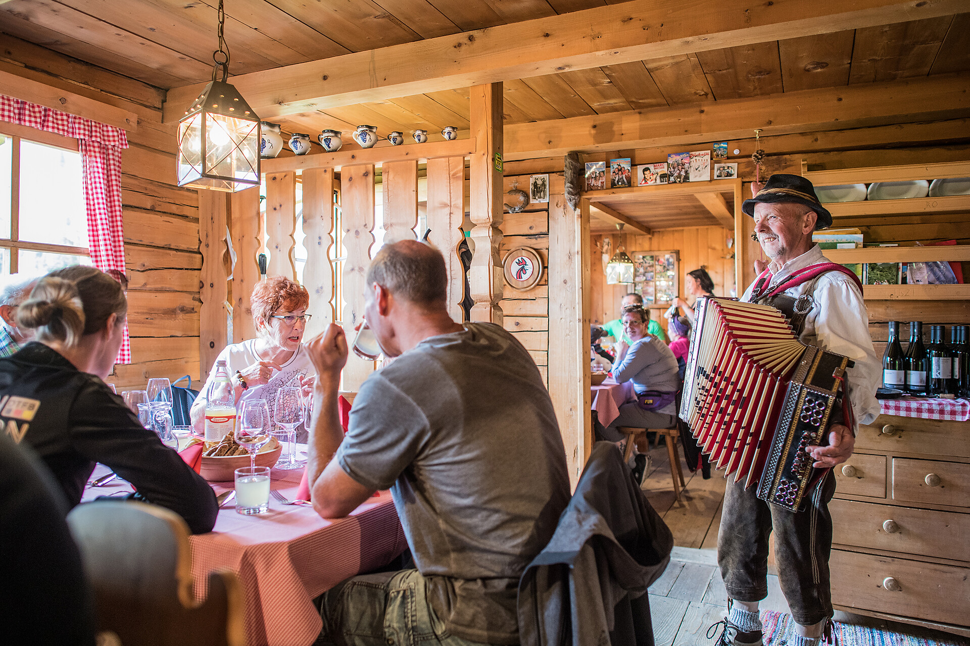 The Kradorfer Alm in Val Casies Valley 1704 m Gsies/Valle di Casies 2 suedtirol.info
