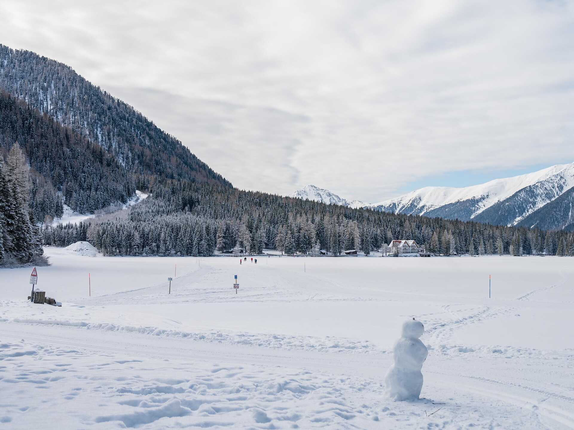 Winter hiking trail at Lake Antholz - Dolomites Region Kronplatz/Plan de Corones - #6 - suedtirol.info