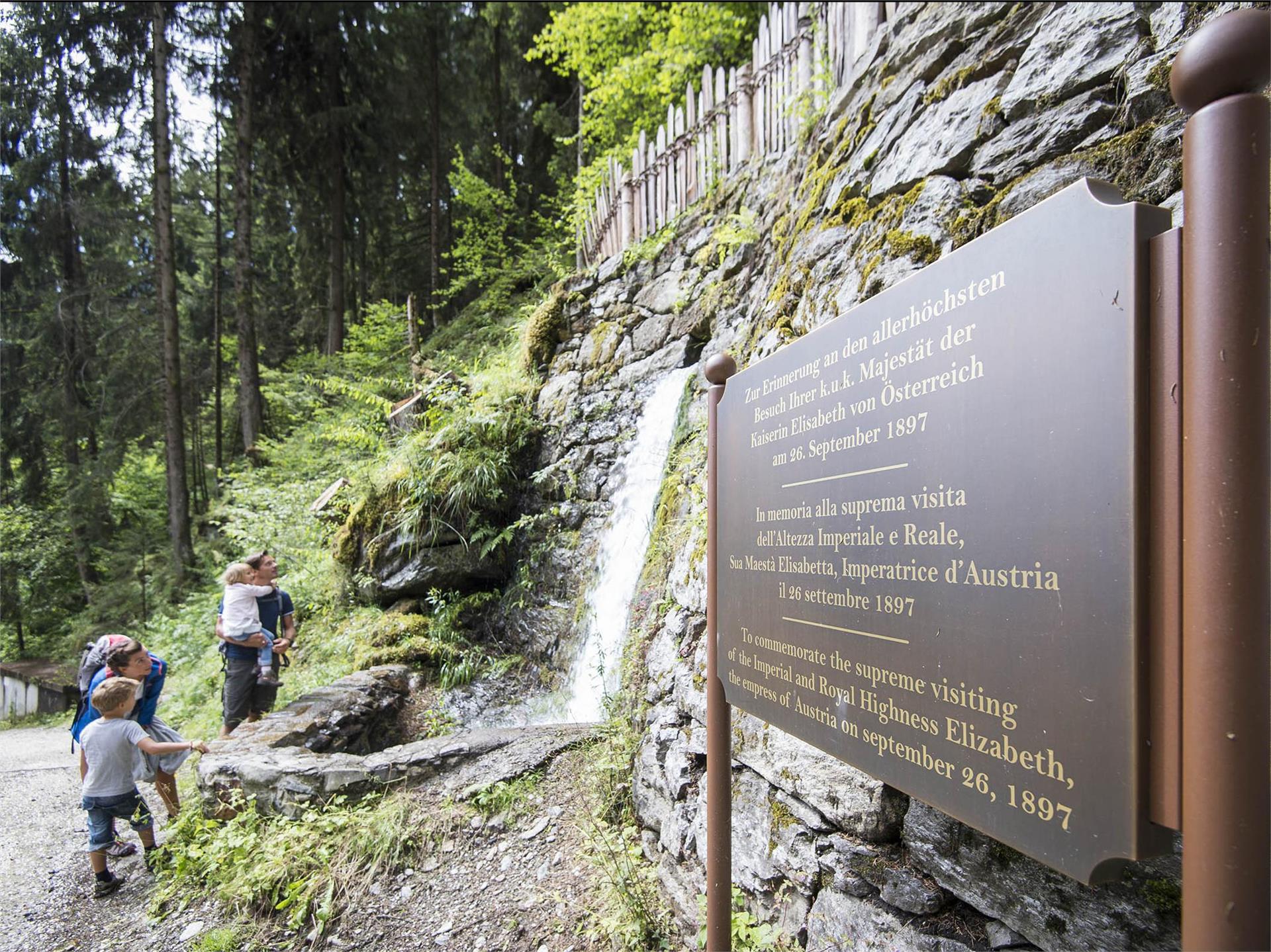 Wanderung zum Gasthaus Longfall Tirol 2 suedtirol.info