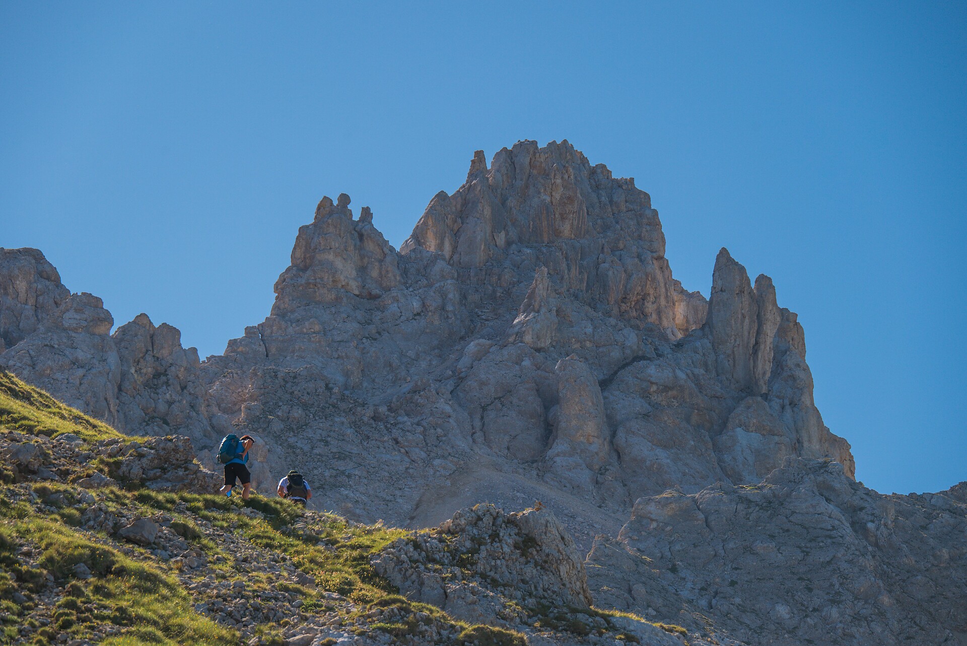Hike to the Latemarhütte Mountain Hut - Dolomites Region Eggental - #3 - suedtirol.info