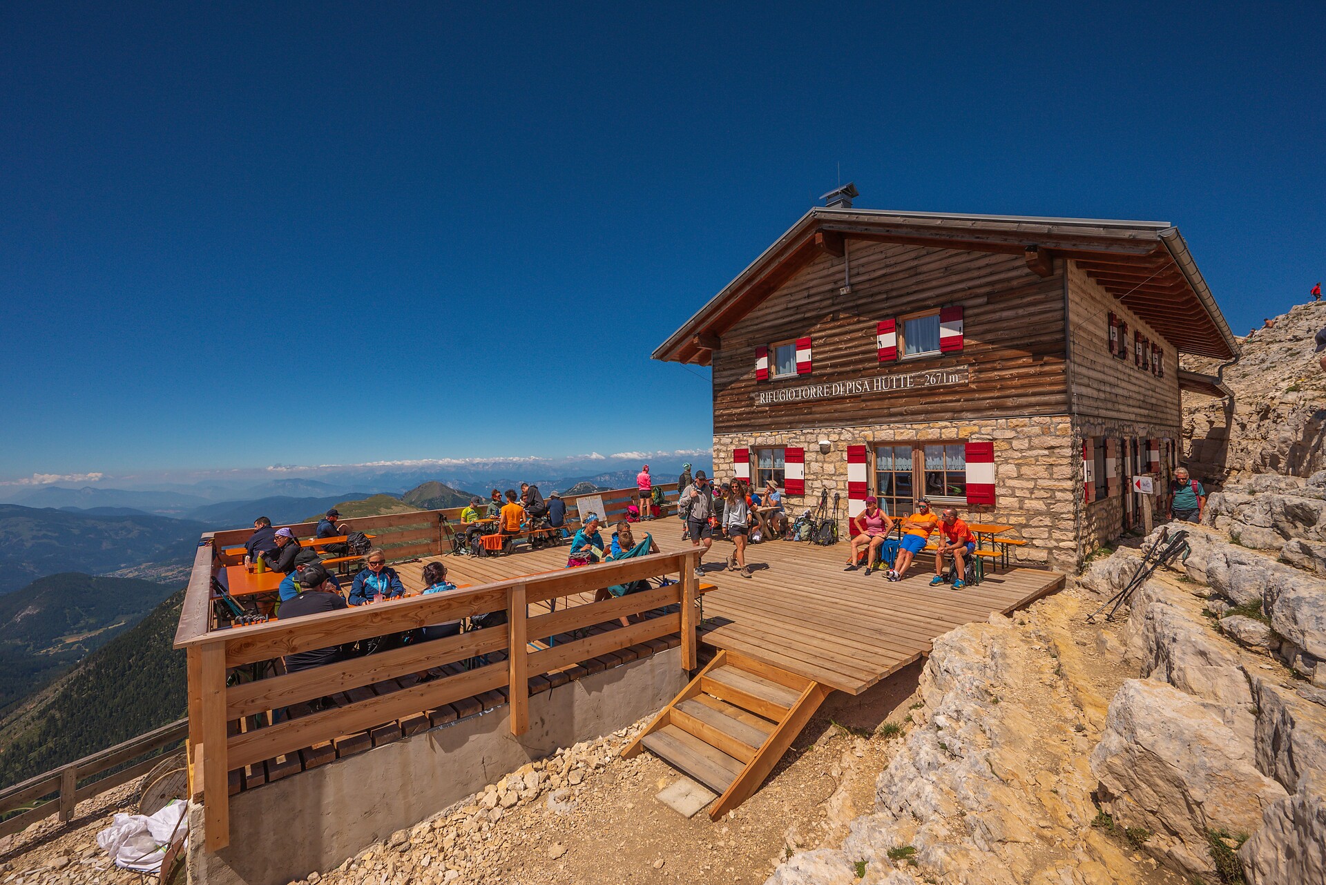 Hike to the Latemarhütte Mountain Hut - Dolomites Region Eggental - #1 - suedtirol.info