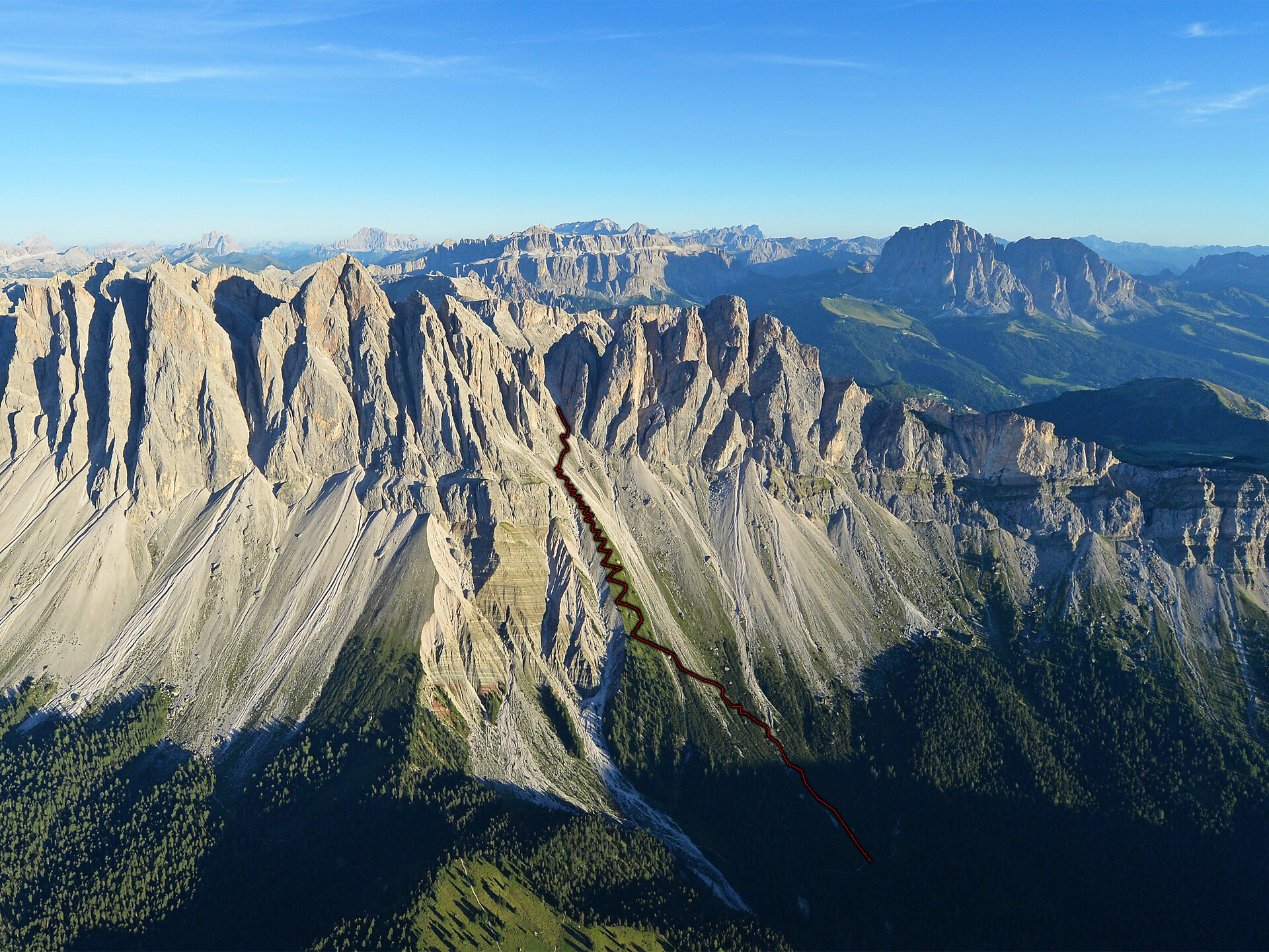 Seceda - Ridge Line attraverso la Forcella Mezdì  - Regione dolomitica Val Gardena - #4 - suedtirol.info