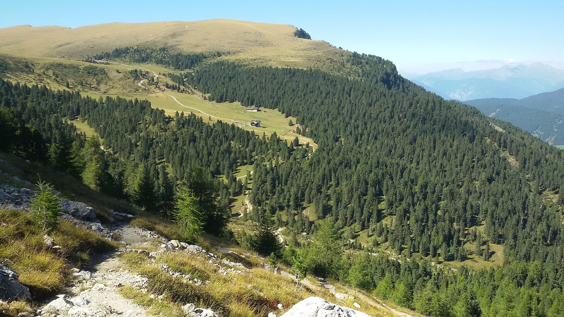 Seceda - Ridge Line attraverso la Forcella Mezdì  - Regione dolomitica Val Gardena - #3 - suedtirol.info