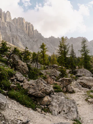 Vom Karer See ins Felslabyrinth des Latemar - Welschnofen - #3 - suedtirol.info