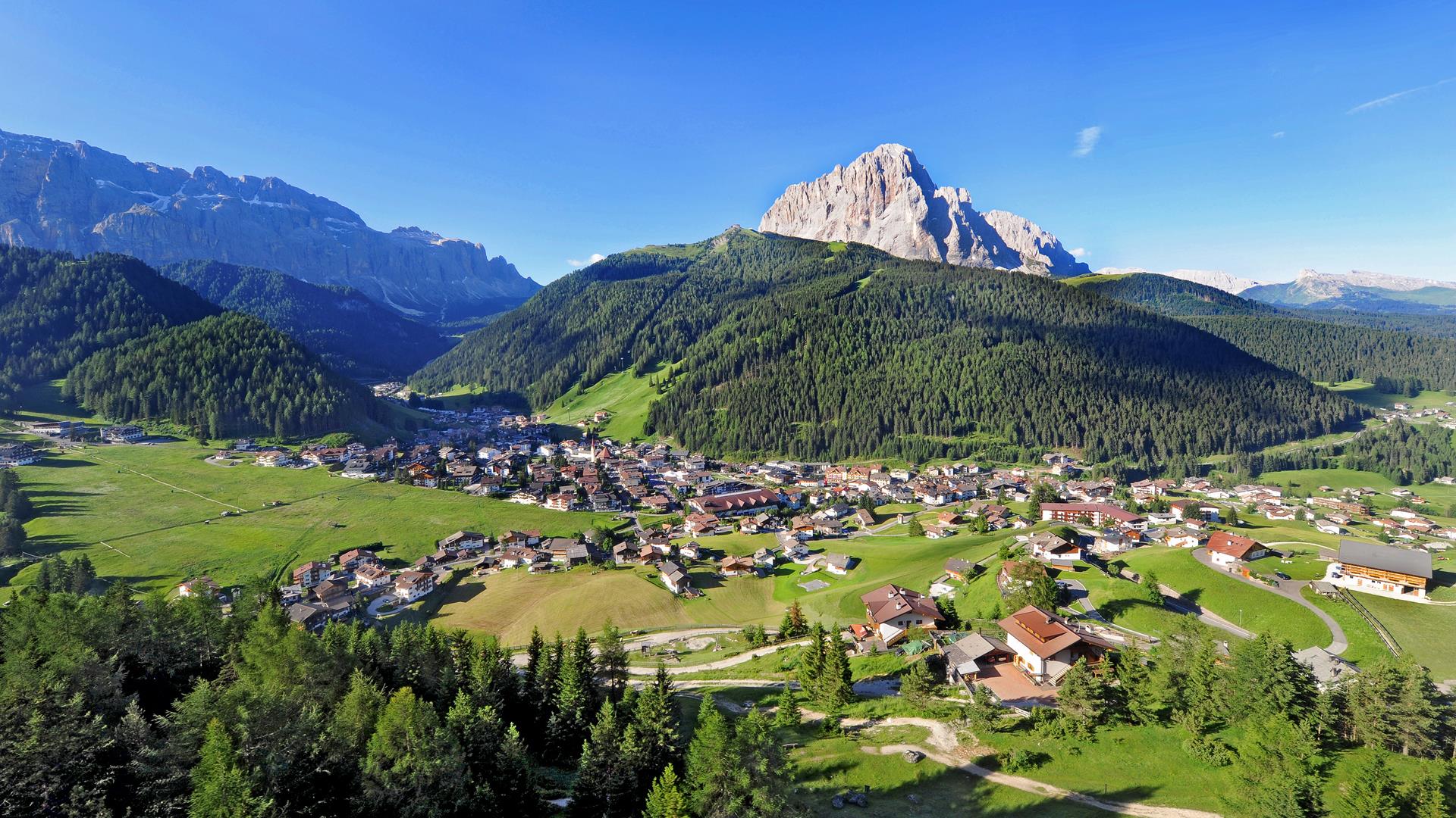 Excursion to the Stevia hut along the forcella Piza until the refuge Firenze Sëlva/Selva 12 suedtirol.info