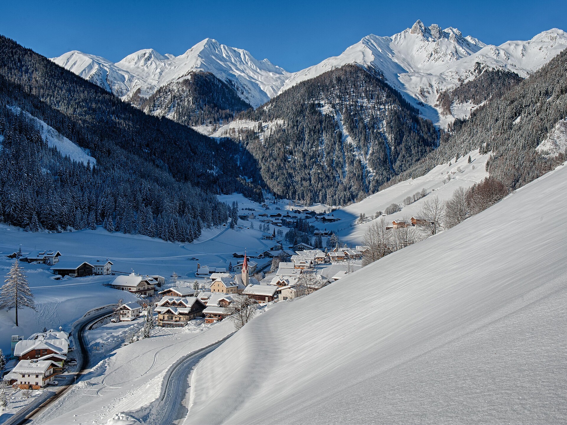 Winter hiking trail in Weißenbach/Rio Bianco Ahrntal/Valle Aurina 1 suedtirol.info