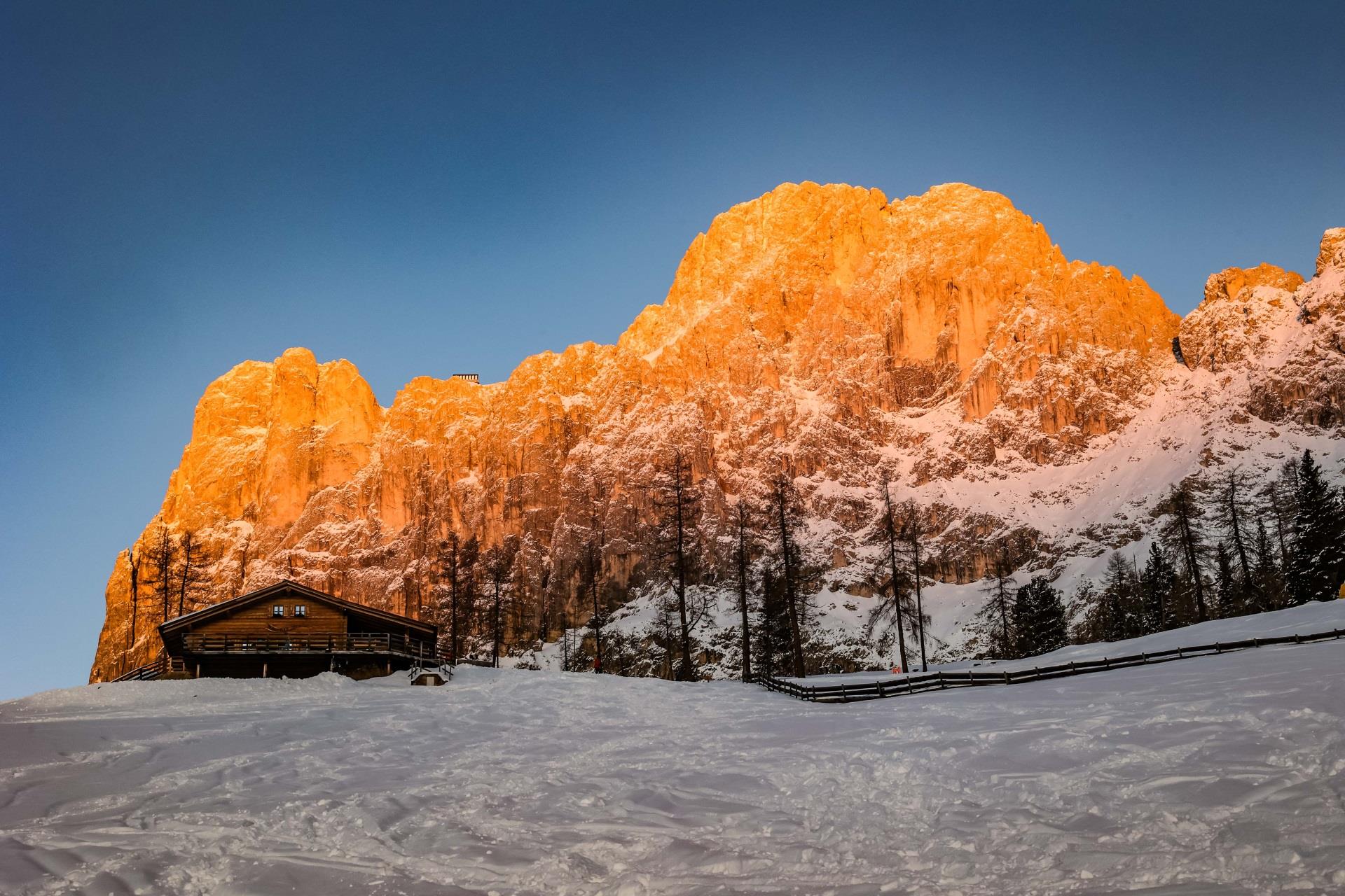 Winter hike from the Frommeralm hut to the Messnerjoch hut Welschnofen/Nova Levante 1 suedtirol.info