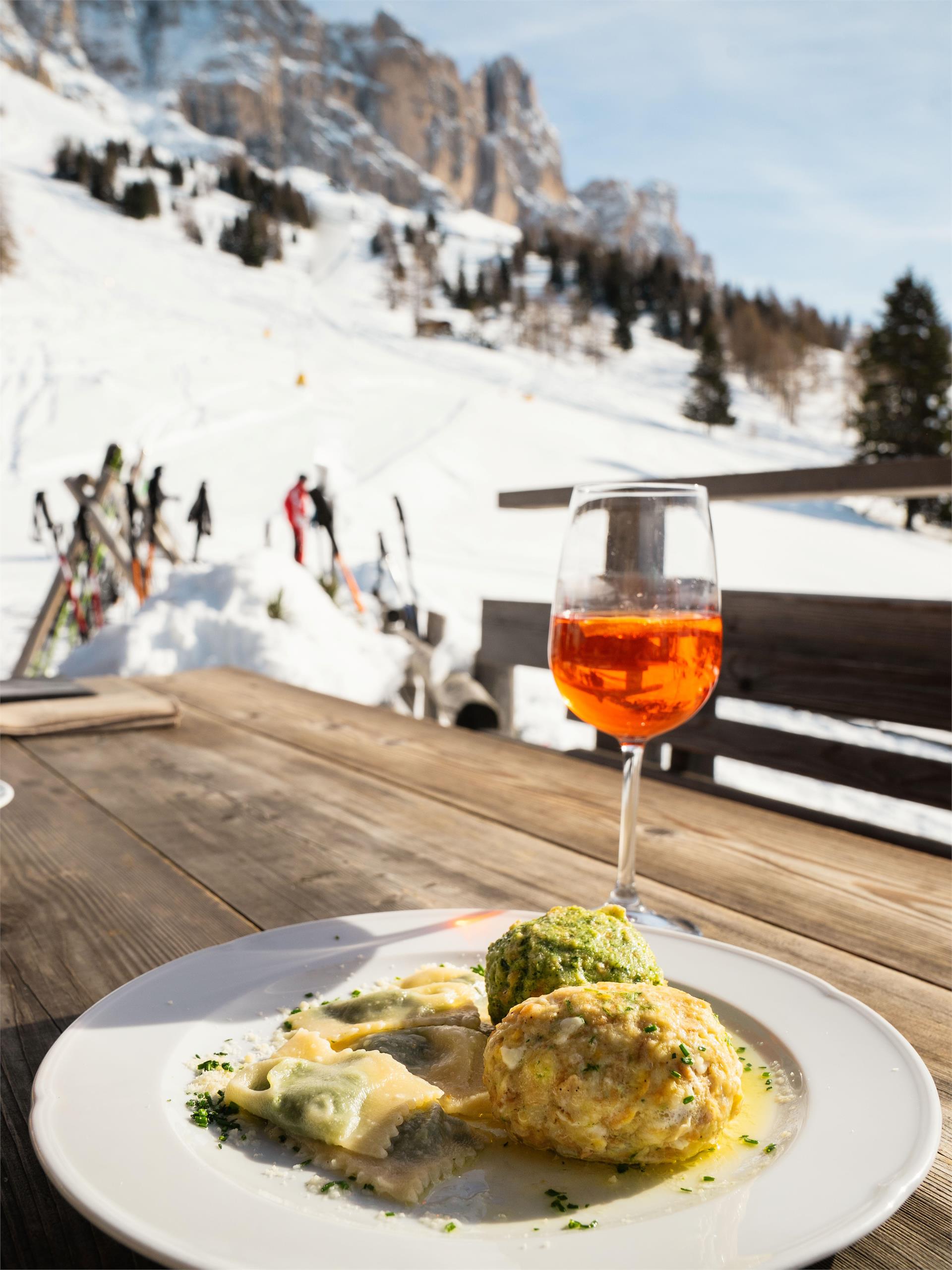 Winter hike from the Frommeralm hut to the Messnerjoch hut Welschnofen/Nova Levante 3 suedtirol.info