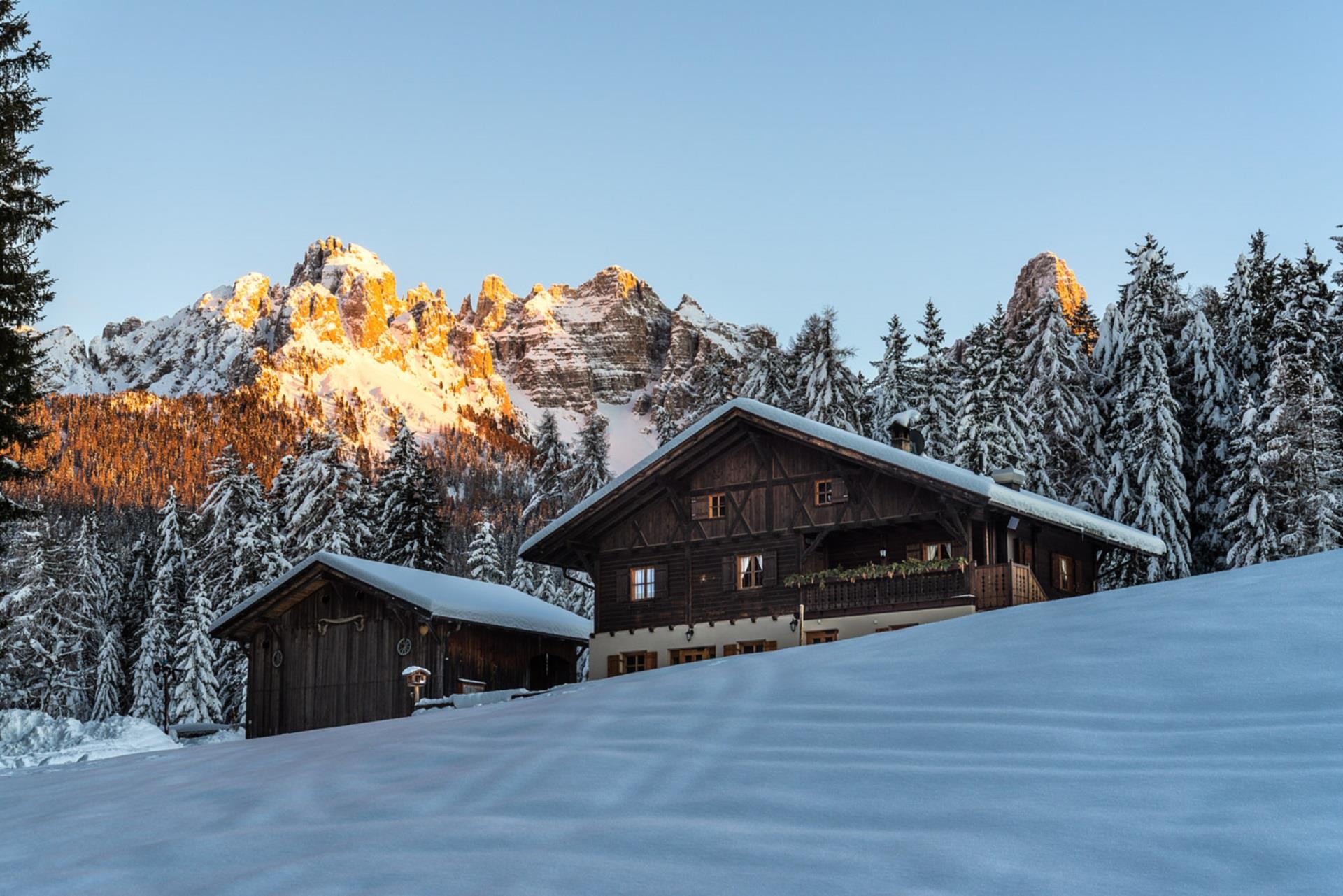 Winterwanderung vom Karer See zum Almgasthaus Häusler Sam Welschnofen 1 suedtirol.info
