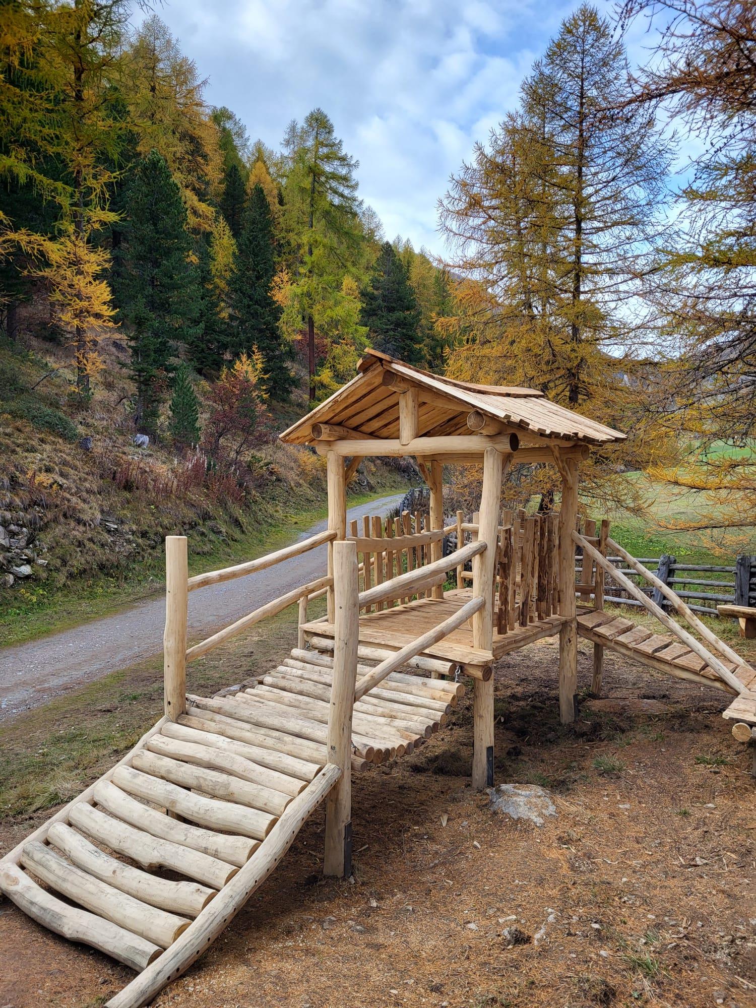 Alla malga di Slingia Malles 4 suedtirol.info