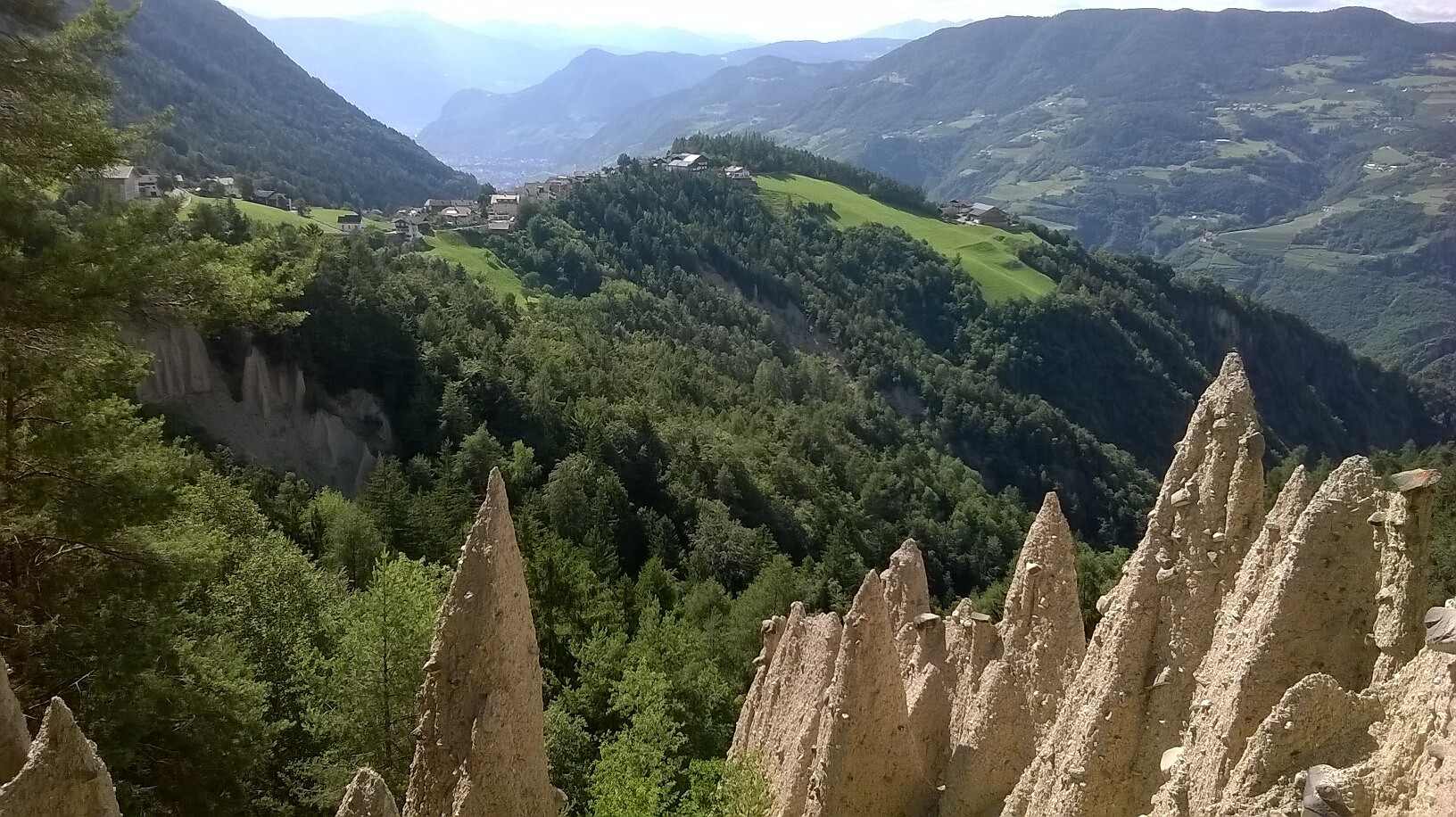 Piramidi di terra