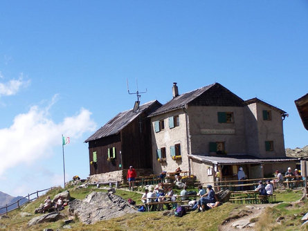 Zur Weißkugelhütte über den Gletscherlehrpfad Graun im Vinschgau 2 suedtirol.info