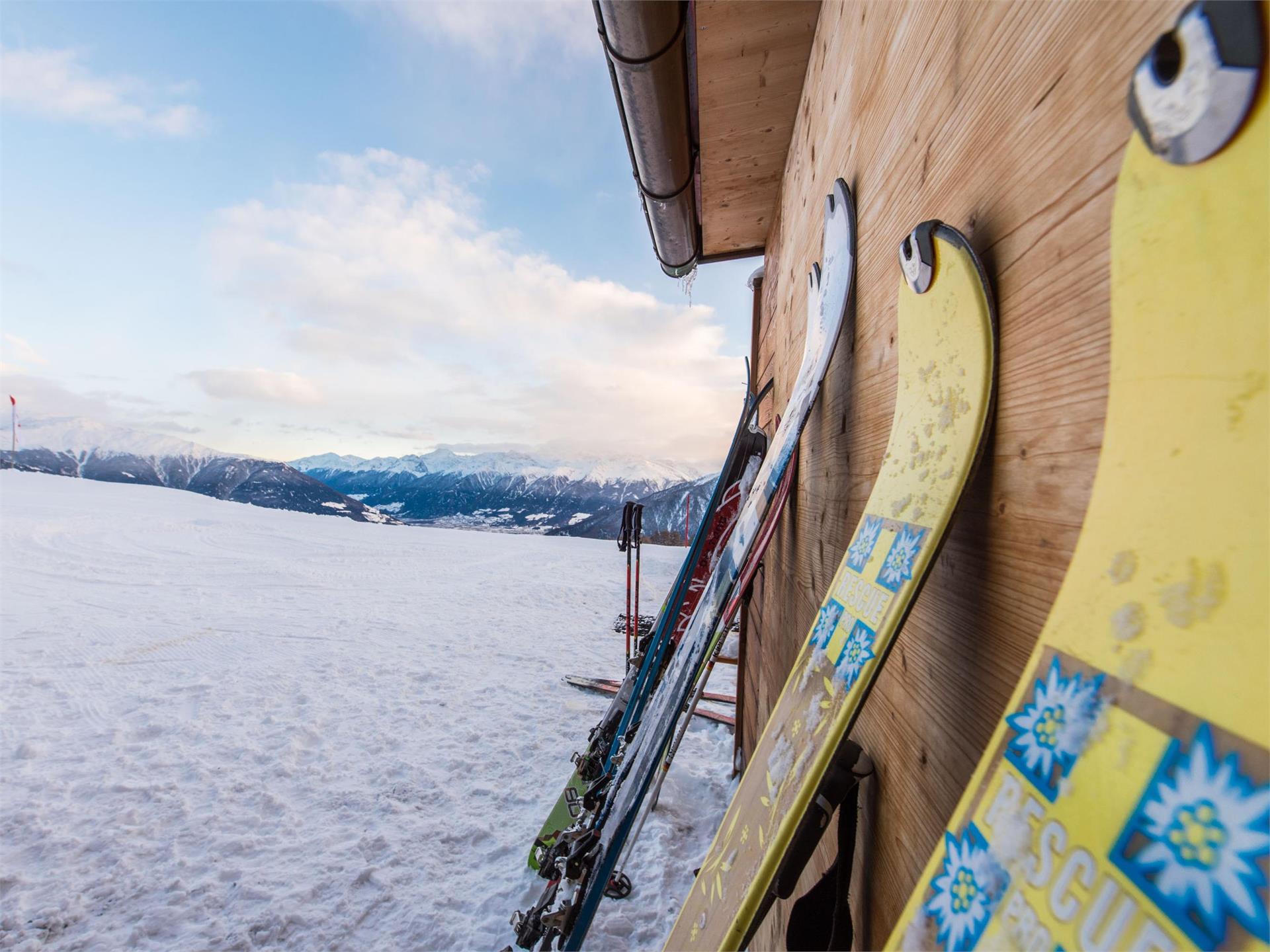 Hike to the Plantapatsch Mountain Hut in winter Mals/Malles 2 suedtirol.info