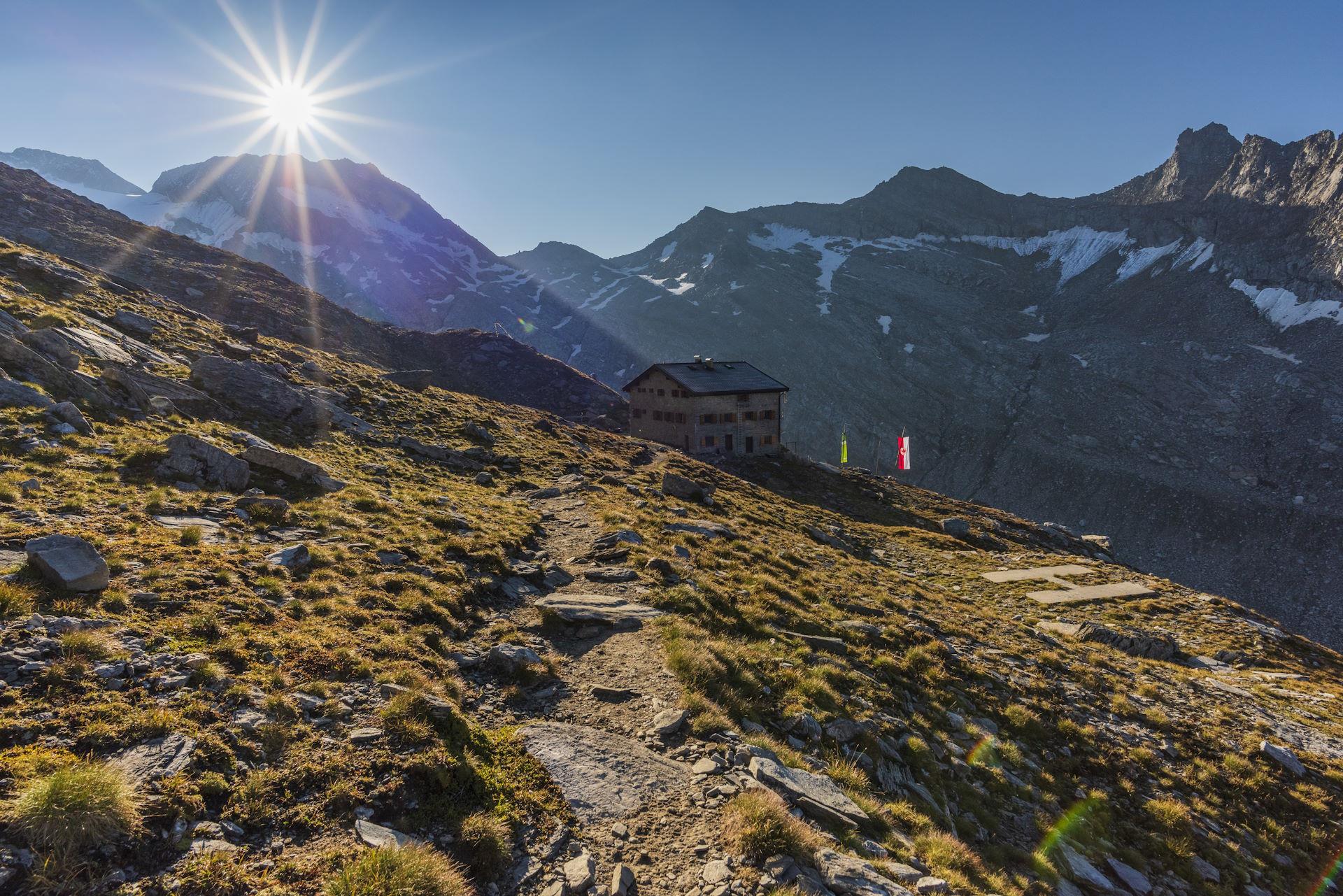 To the Hochfeiler mountain hut Vintl/Vandoies 2 suedtirol.info