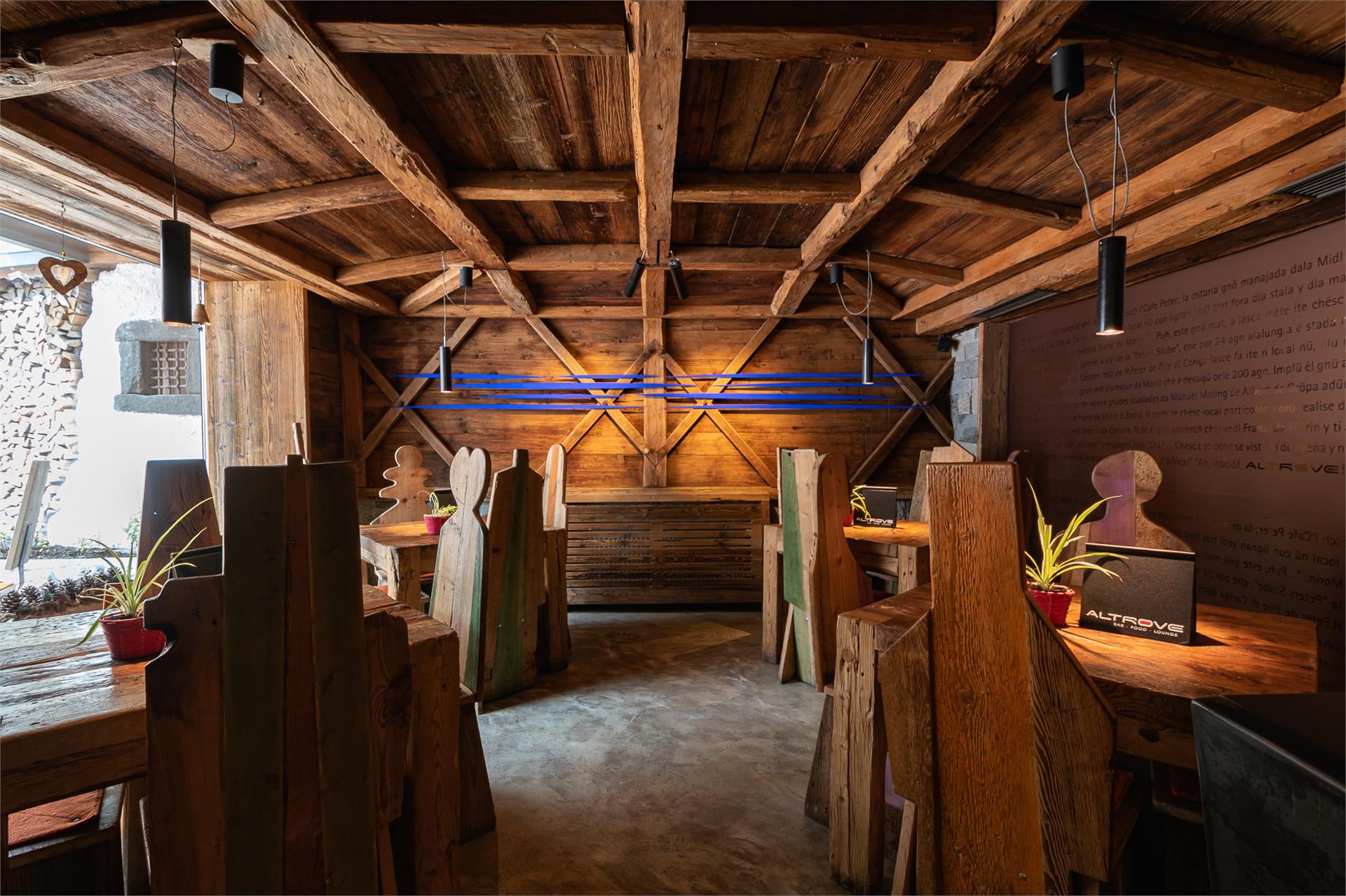 Altrove Bar - Food - Lounge Corvara 3 suedtirol.info