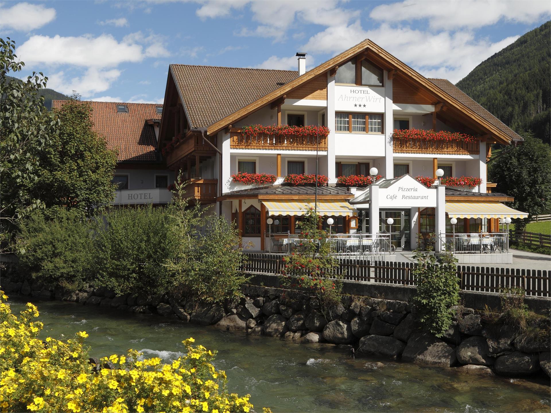 Ahrner Wirt Restaurant Pizzeria Ahrntal/Valle Aurina 1 suedtirol.info