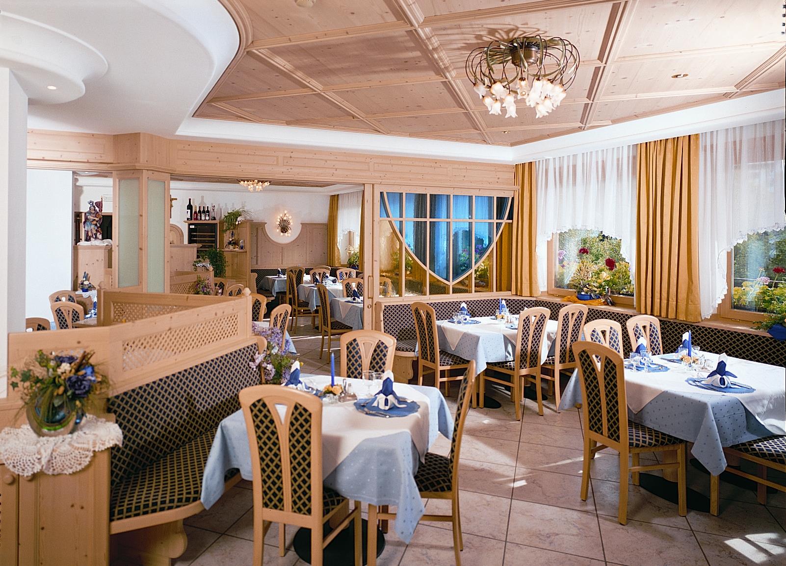 Albergo Schönwald Welschnofen/Nova Levante 4 suedtirol.info