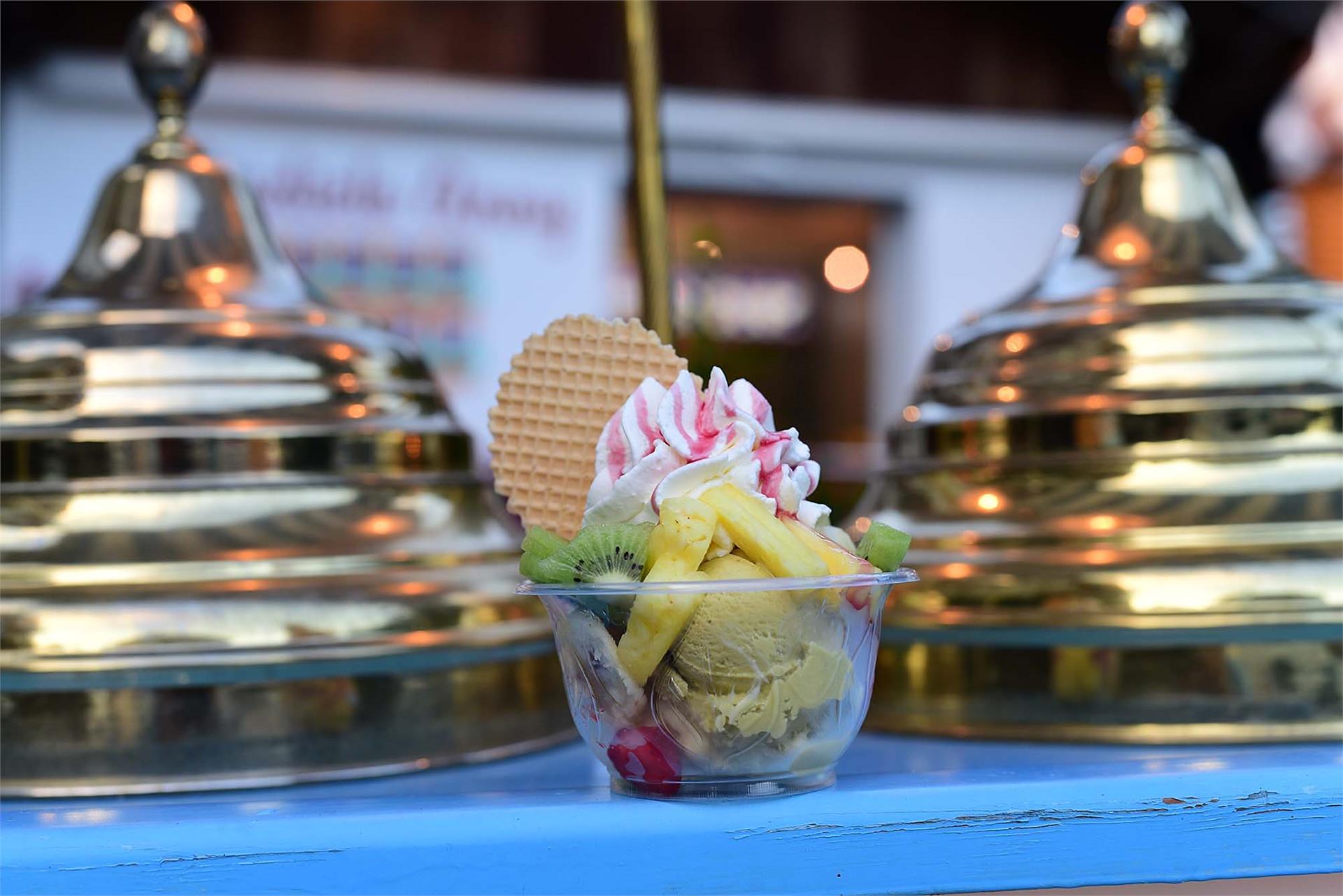 Anny - gelateria Scena 8 suedtirol.info