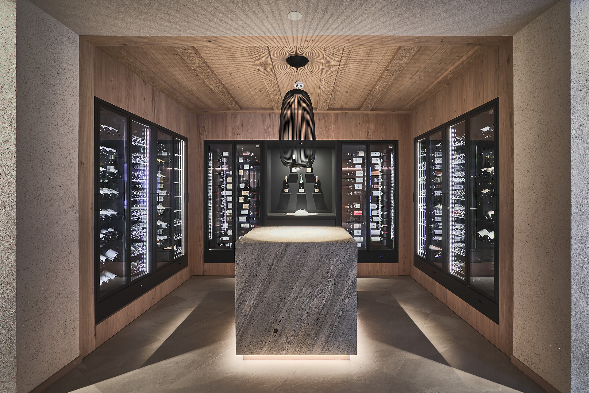 AMA Restaurant