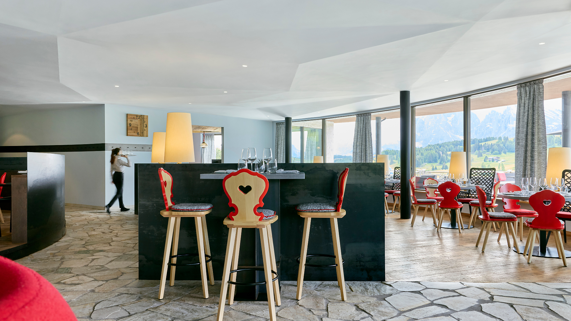 Alpina Chalet Grill and Bar - Dolomites Region Seiser Alm - #11 - suedtirol.info