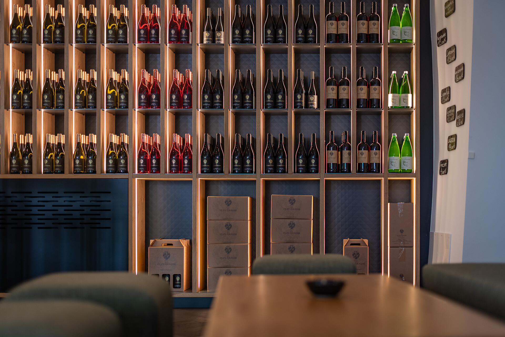 Ausschank A. von Elzenbaum - Südtiroler Weinstraße - #4 - suedtirol.info