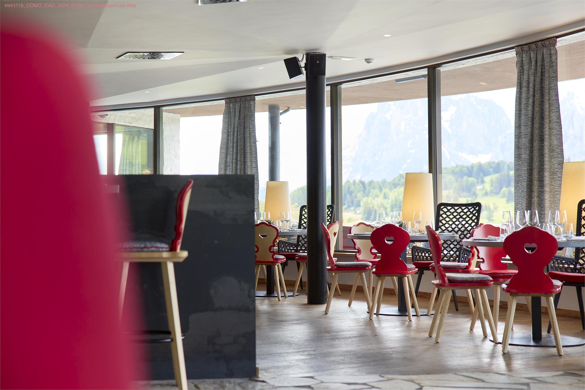 Alpina Chalet Grill & Bar Kastelruth/Castelrotto 1 suedtirol.info