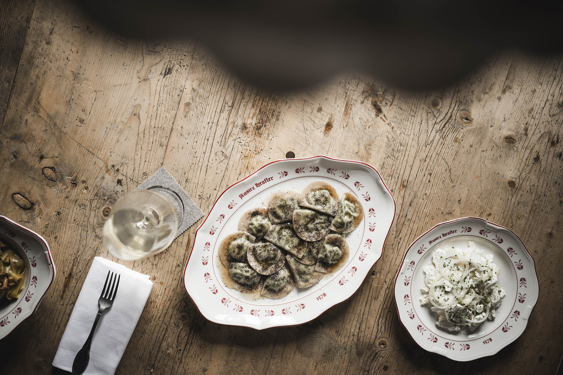 Ansitz Heufler by Norbert Niederkofler - Dolomitenregion Kronplatz - #3 - suedtirol.info