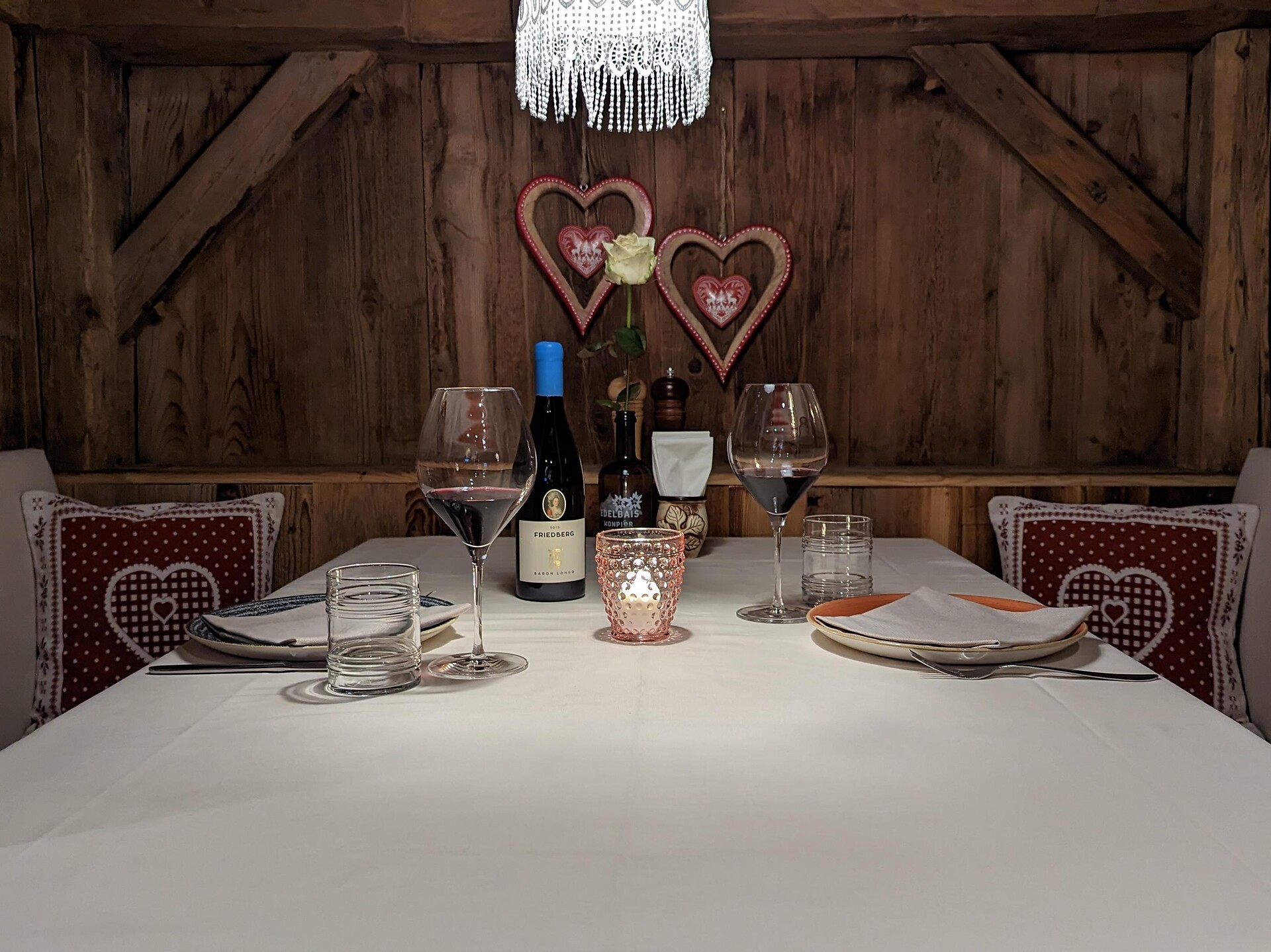 Adlerkeller Restaurant & Grill
