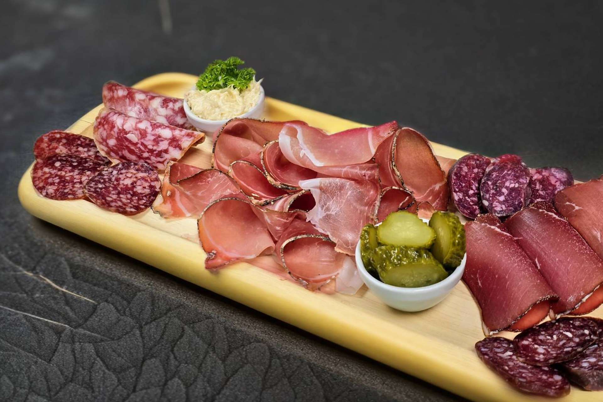 Adlerkeller Restaurant & Grill
