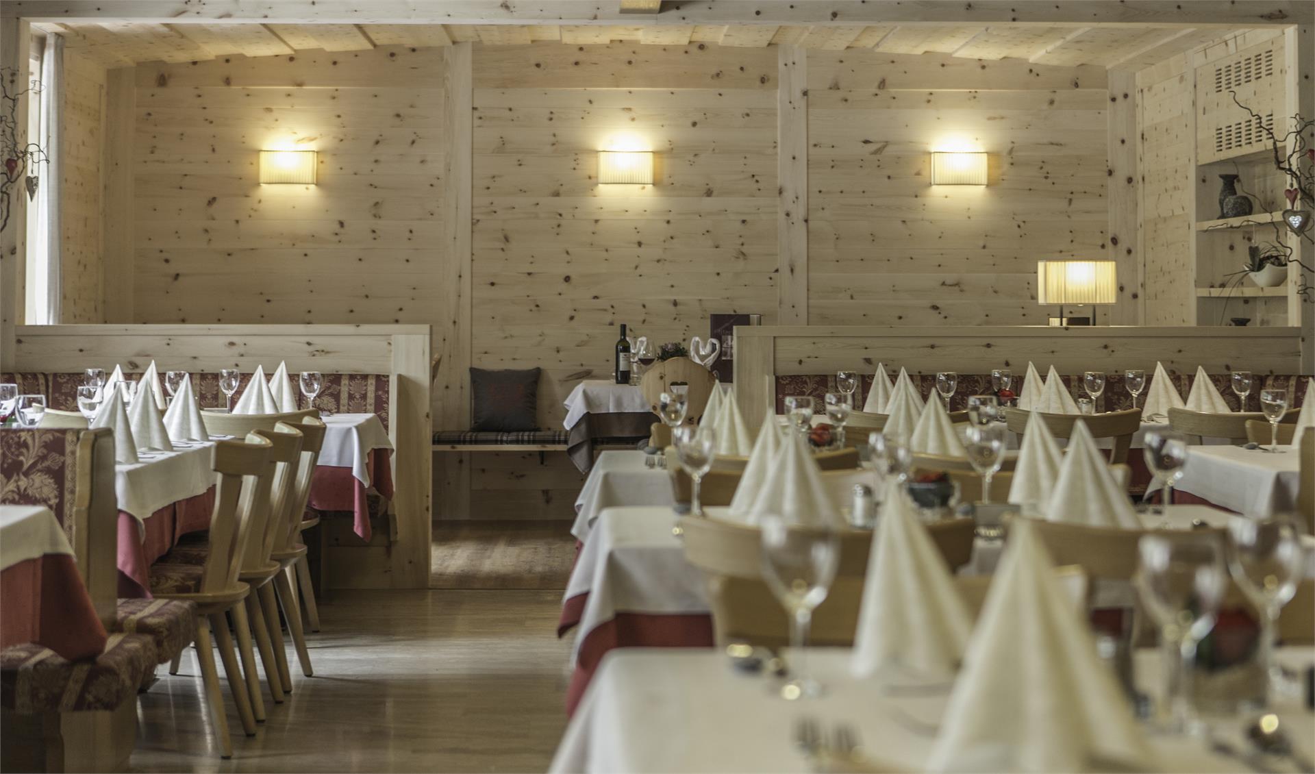 Adler Hotel Restaurant Valle Aurina 3 suedtirol.info