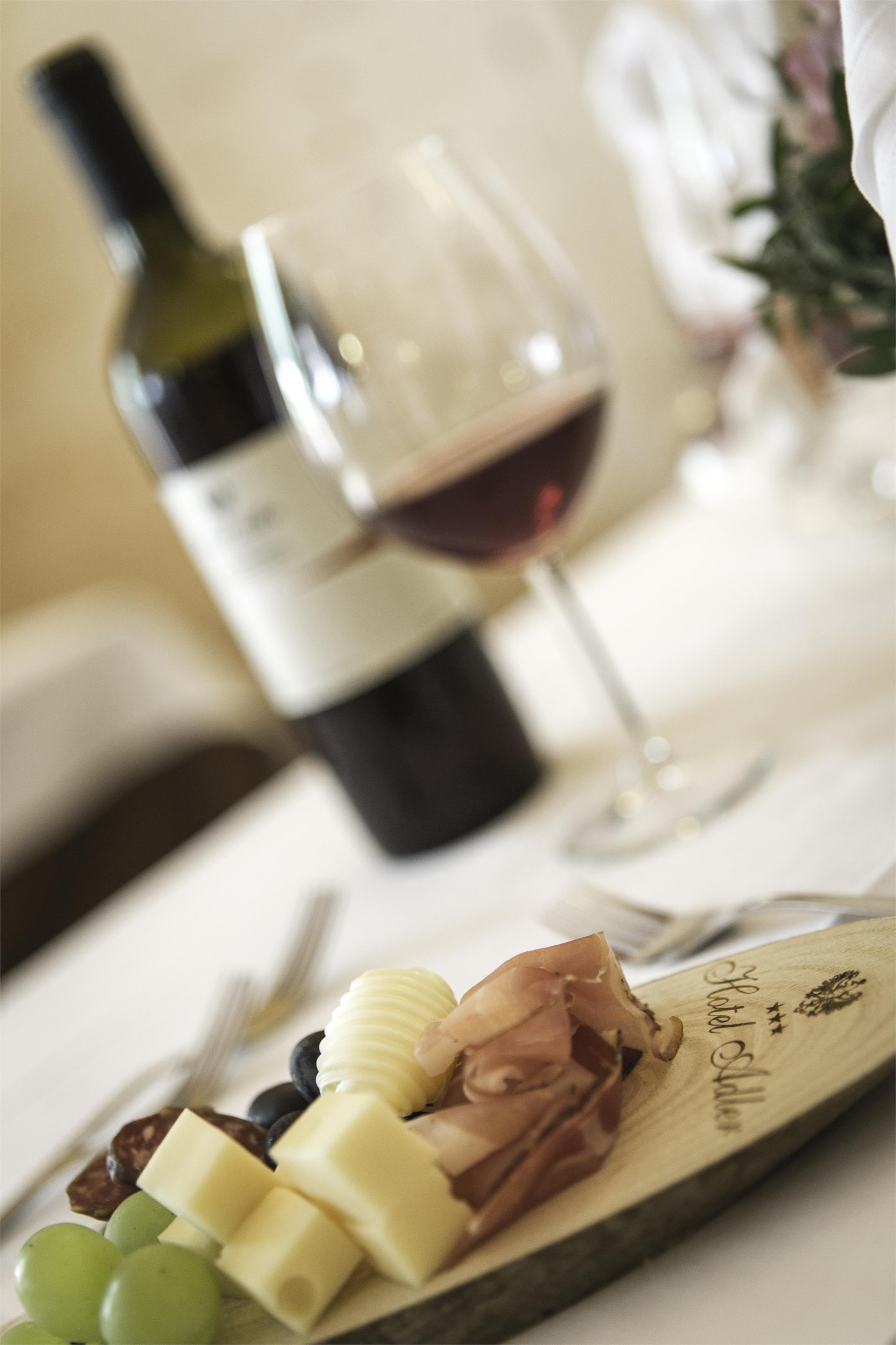 Adler Hotel Restaurant Valle Aurina 4 suedtirol.info