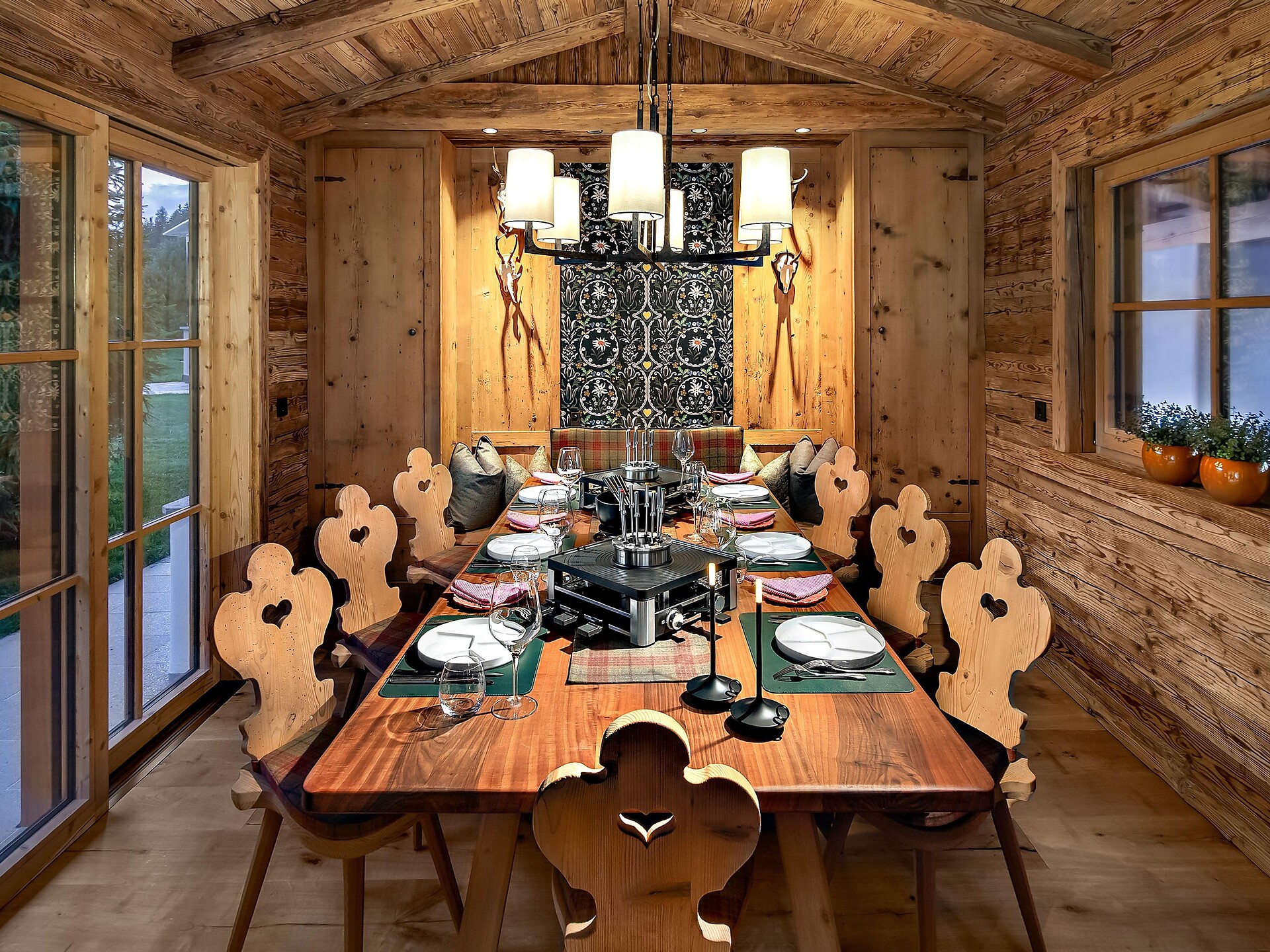 Alpenroyal Fondue Stube - Dolomites Region Val Gardena - #1 - suedtirol.info