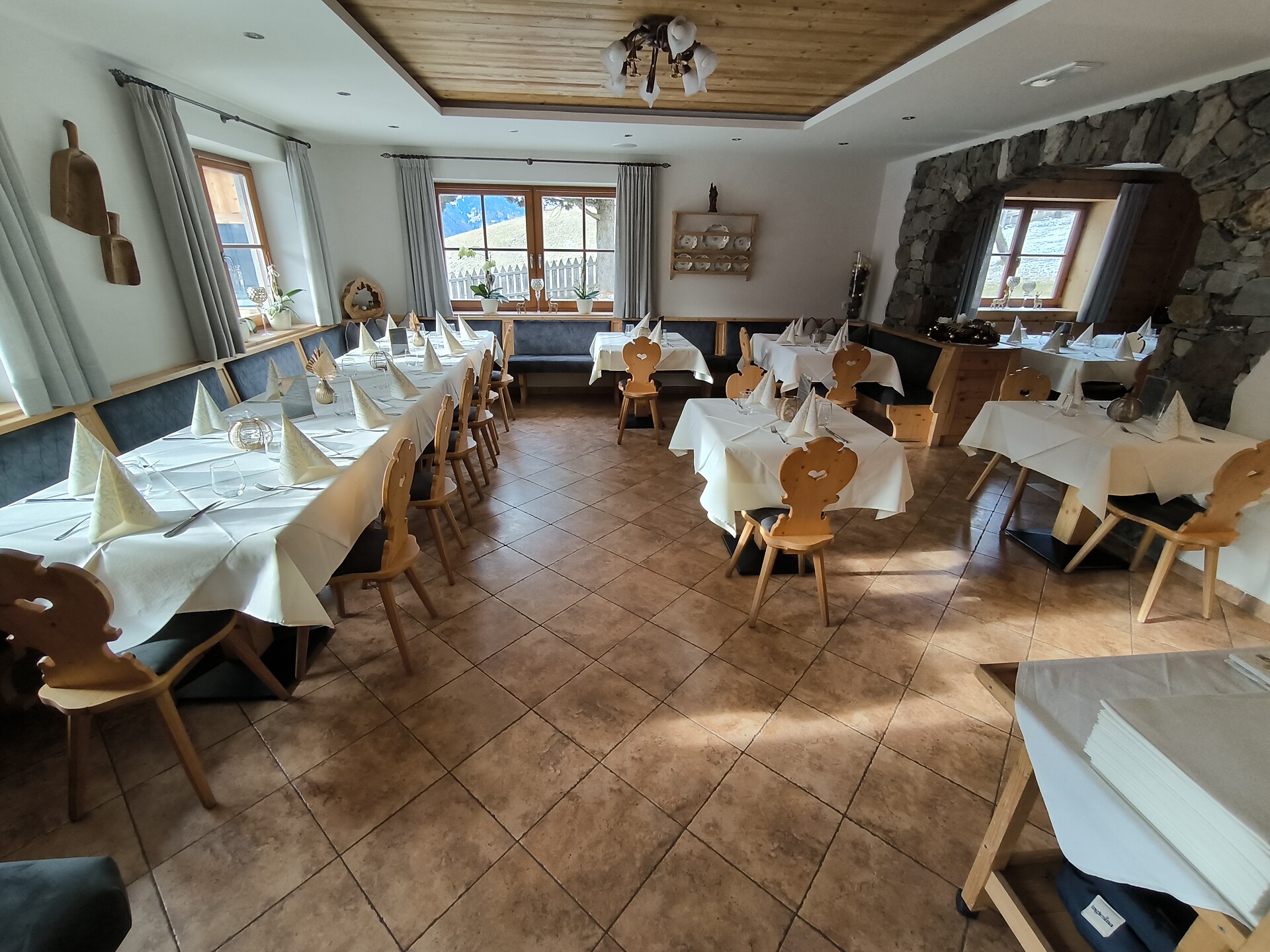 Bar Restaurant Pizzeria Dreimädelhaus - Dolomitenregion Lüsen Villnöss - #13 - suedtirol.info