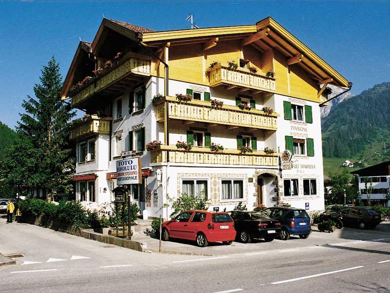 Bar Garni Chalet Madrisa Corvara 1 suedtirol.info