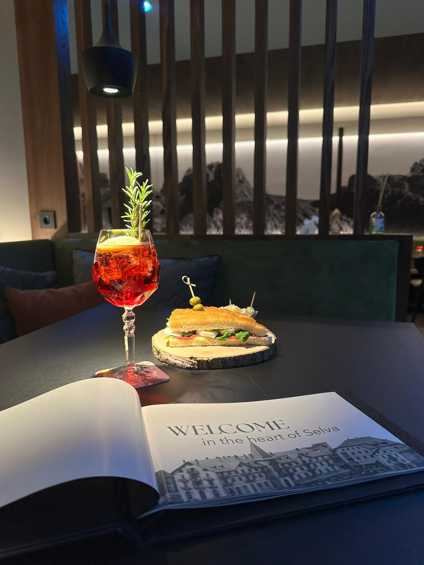 Bar Oswald - Regione dolomitica Val Gardena - #4 - suedtirol.info