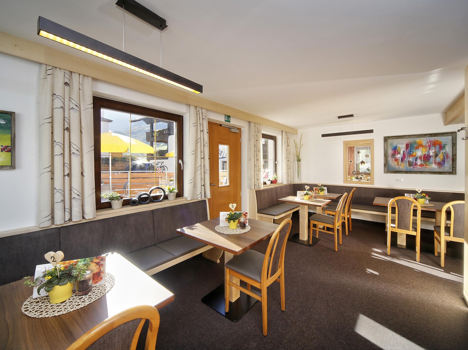 Pension Bergland Dorfcafe & Bar