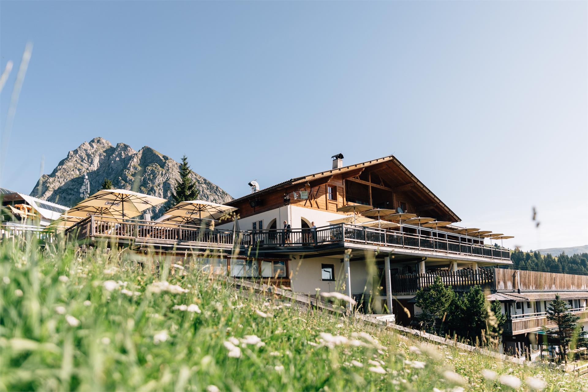 Piffinger Köpfl Mountain restaurant Hafling/Avelengo 1 suedtirol.info