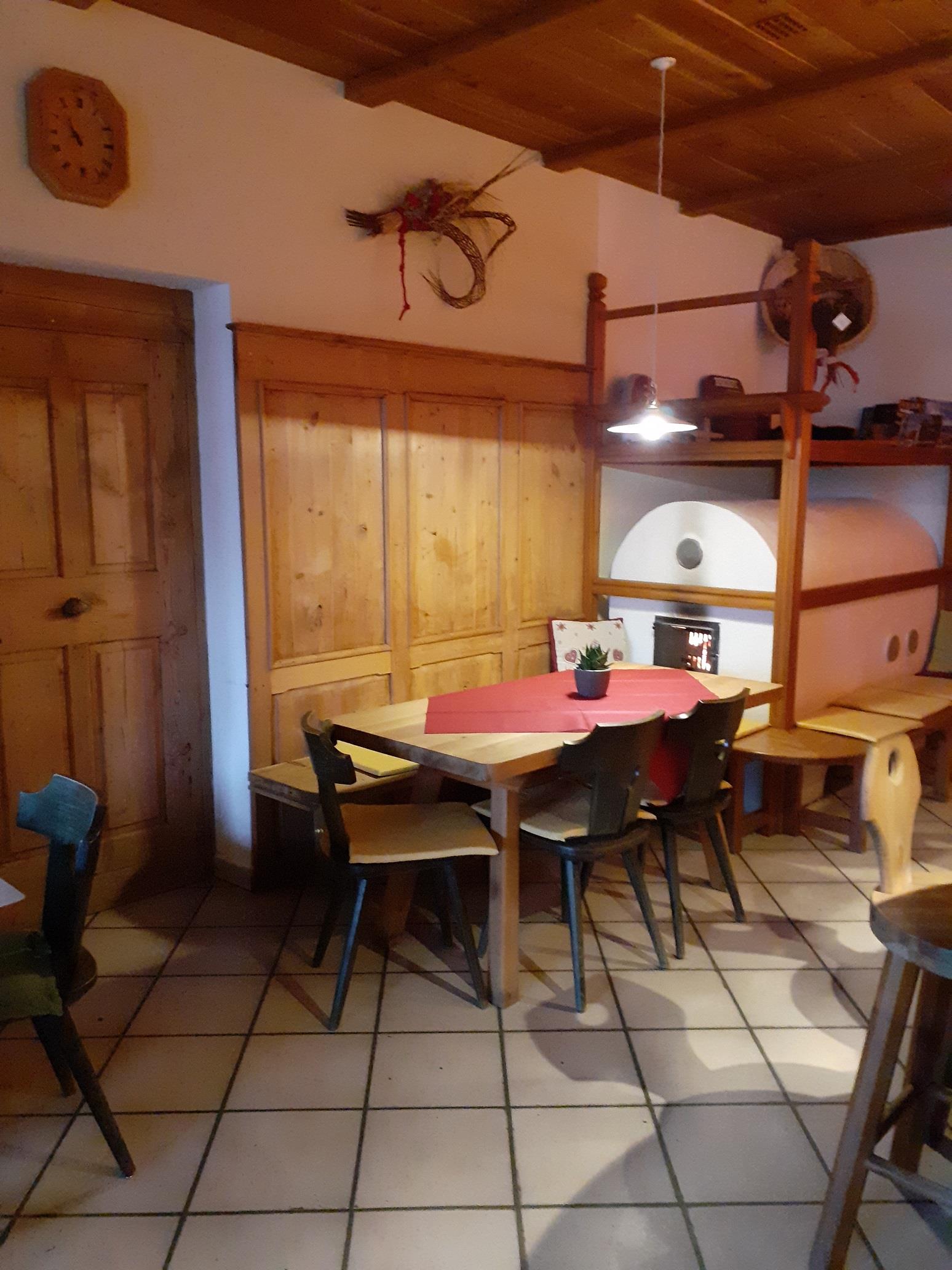 Buschenschank Peintnerhof Velturno 4 suedtirol.info