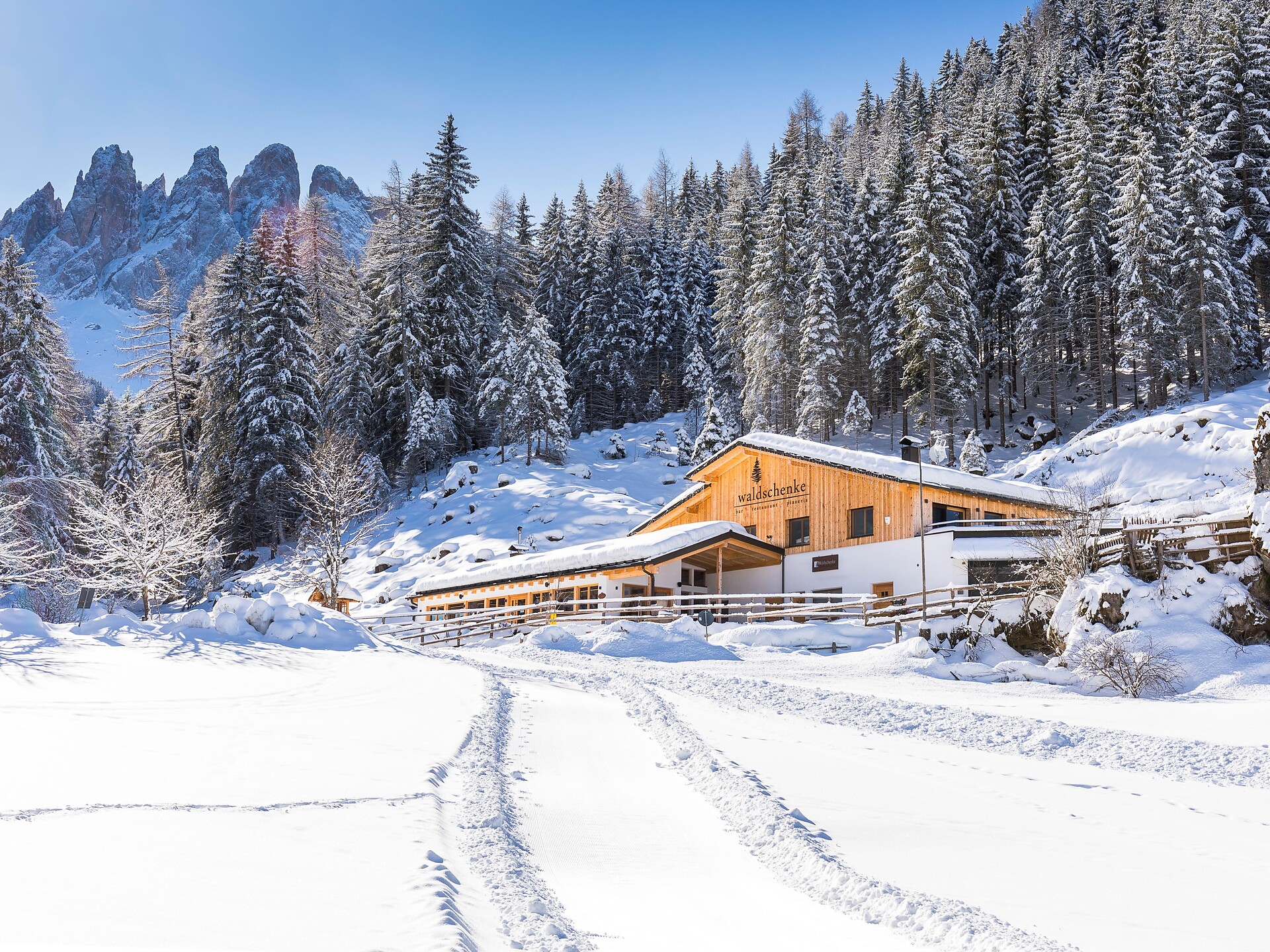 Bar Restaurant Pizzeria Waldschenke - Dolomitenregion Villnösstal - #1 - suedtirol.info