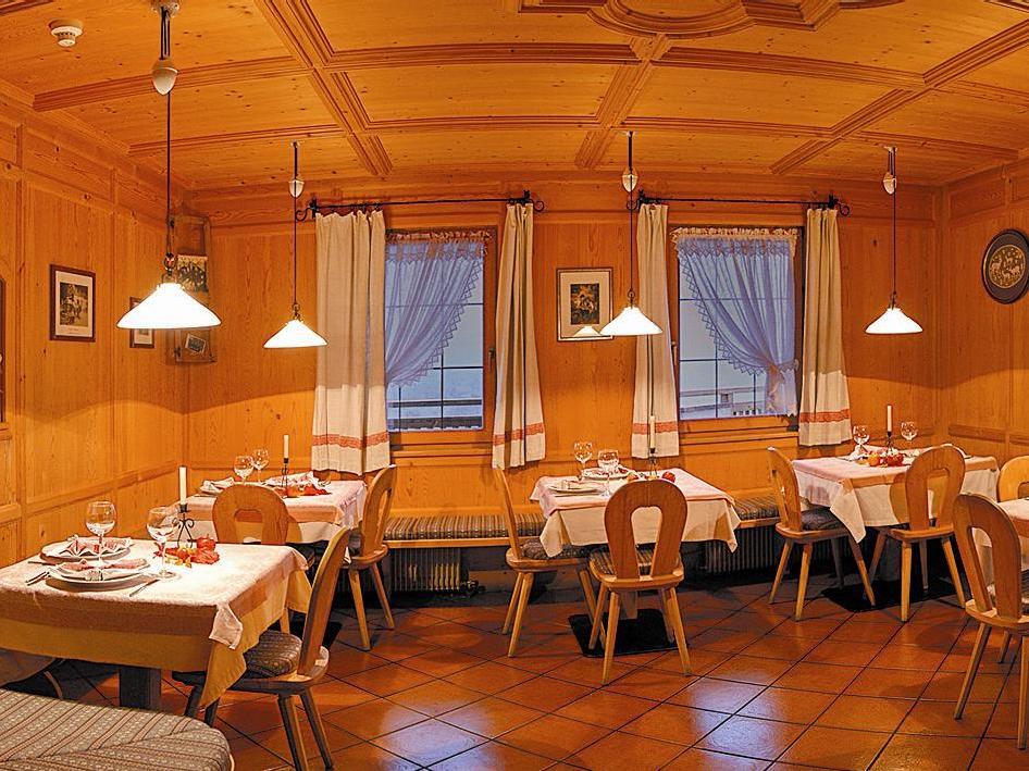 Hotel Ristorante Johanneshof Rasun Anterselva 1 suedtirol.info