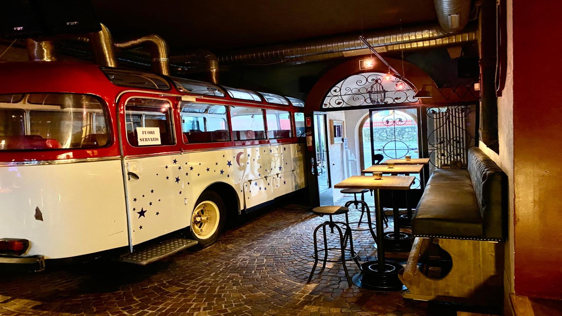 Busstop Pub Al Plan/San Vigilio 1 suedtirol.info