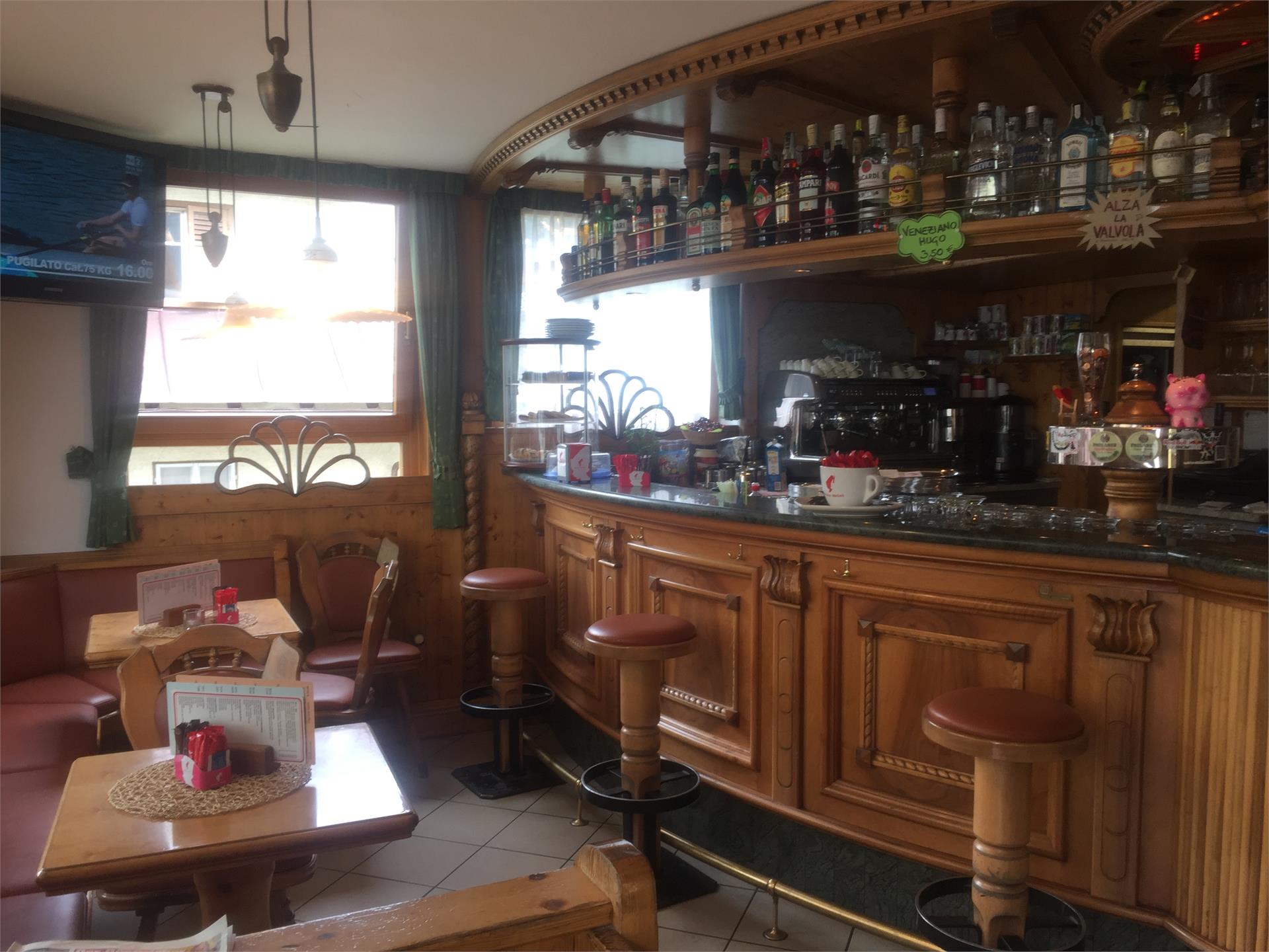 Bar Café 2000 S.Crestina Gherdëina/Santa Cristina Val Gardana 5 suedtirol.info