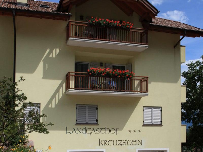 Albergo Kreuzstein Eppan an der Weinstaße/Appiano sulla Strada del Vino 1 suedtirol.info